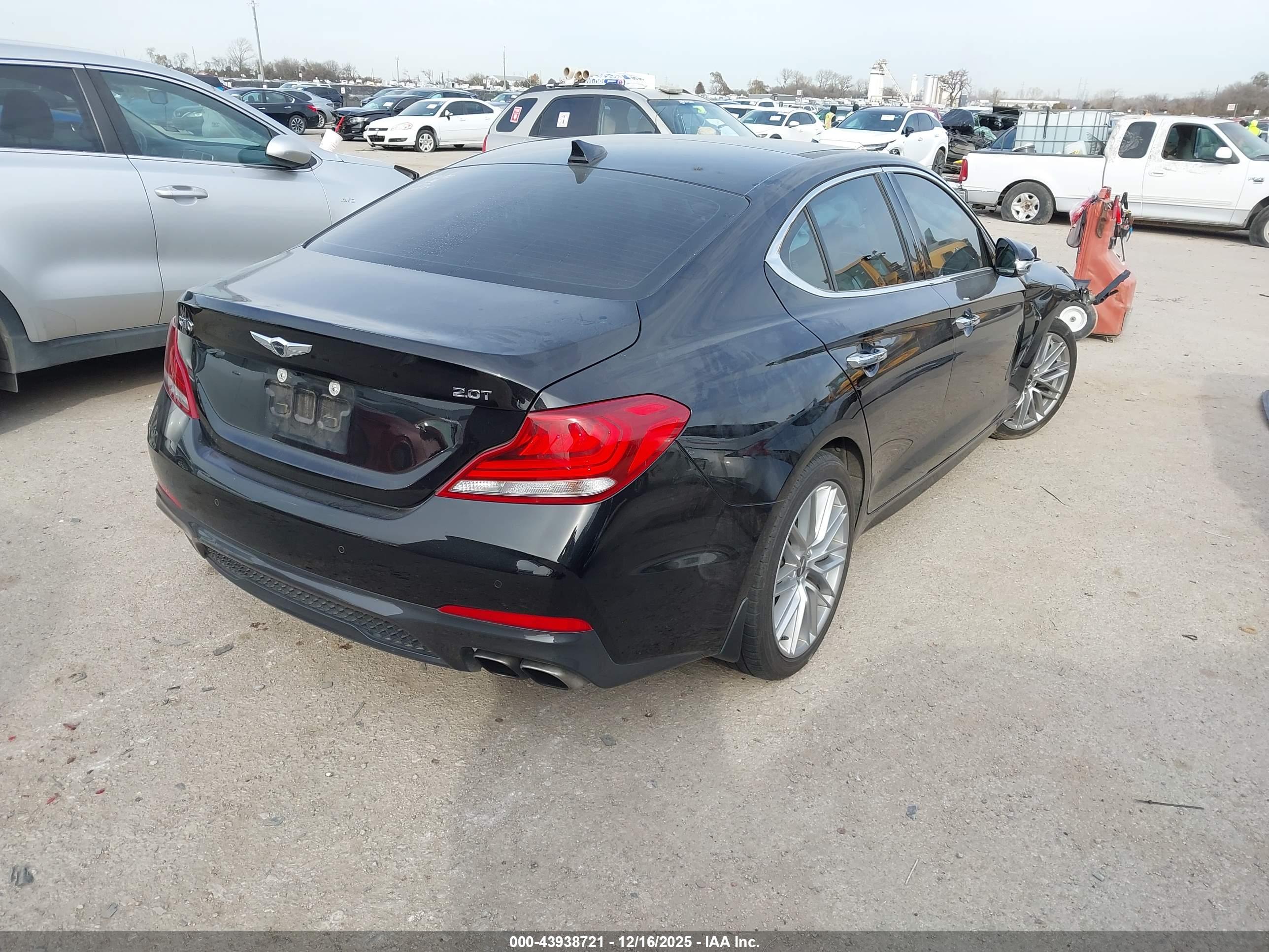 GENESIS G70 image 4