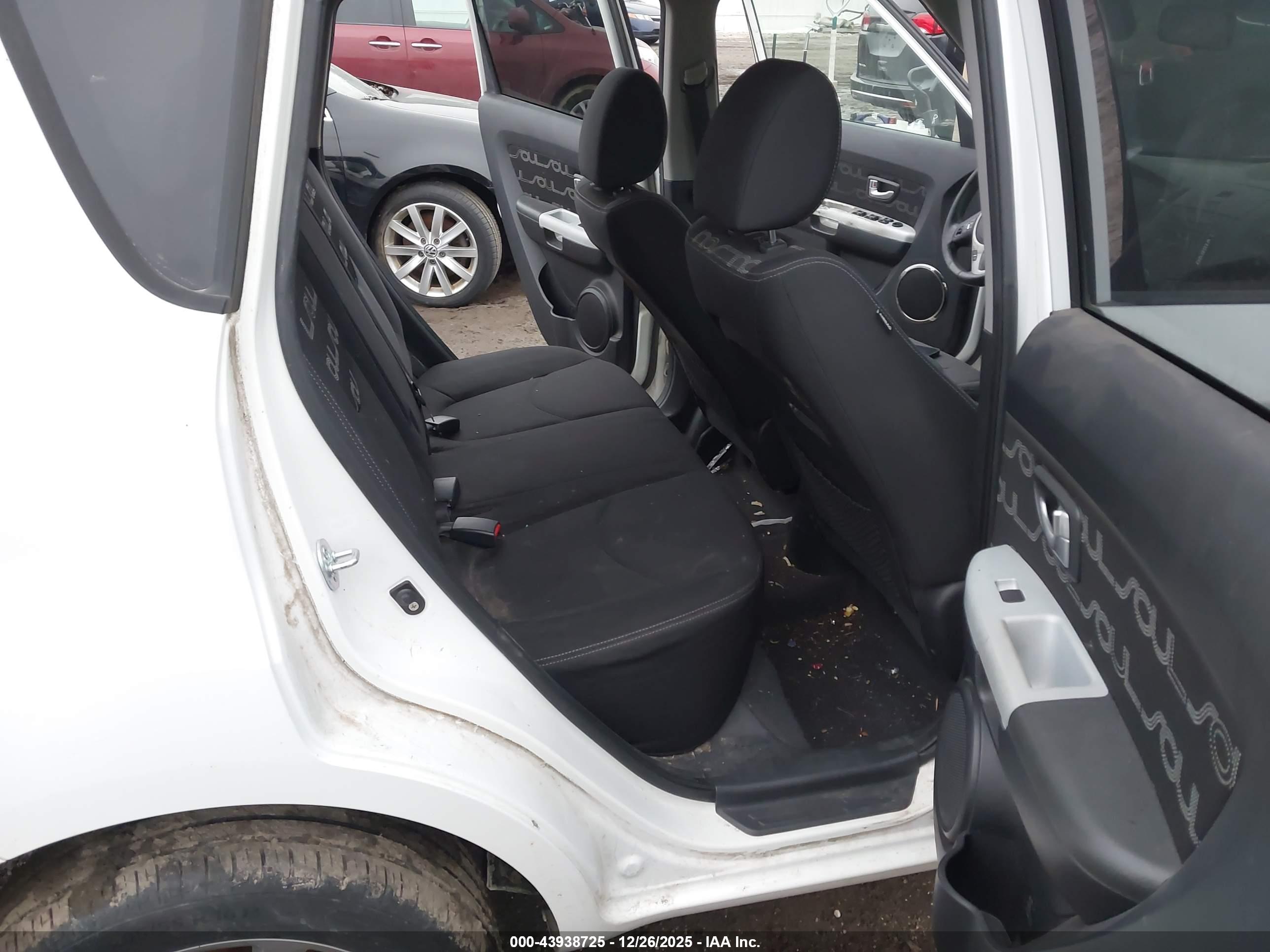KIA SOUL image 8