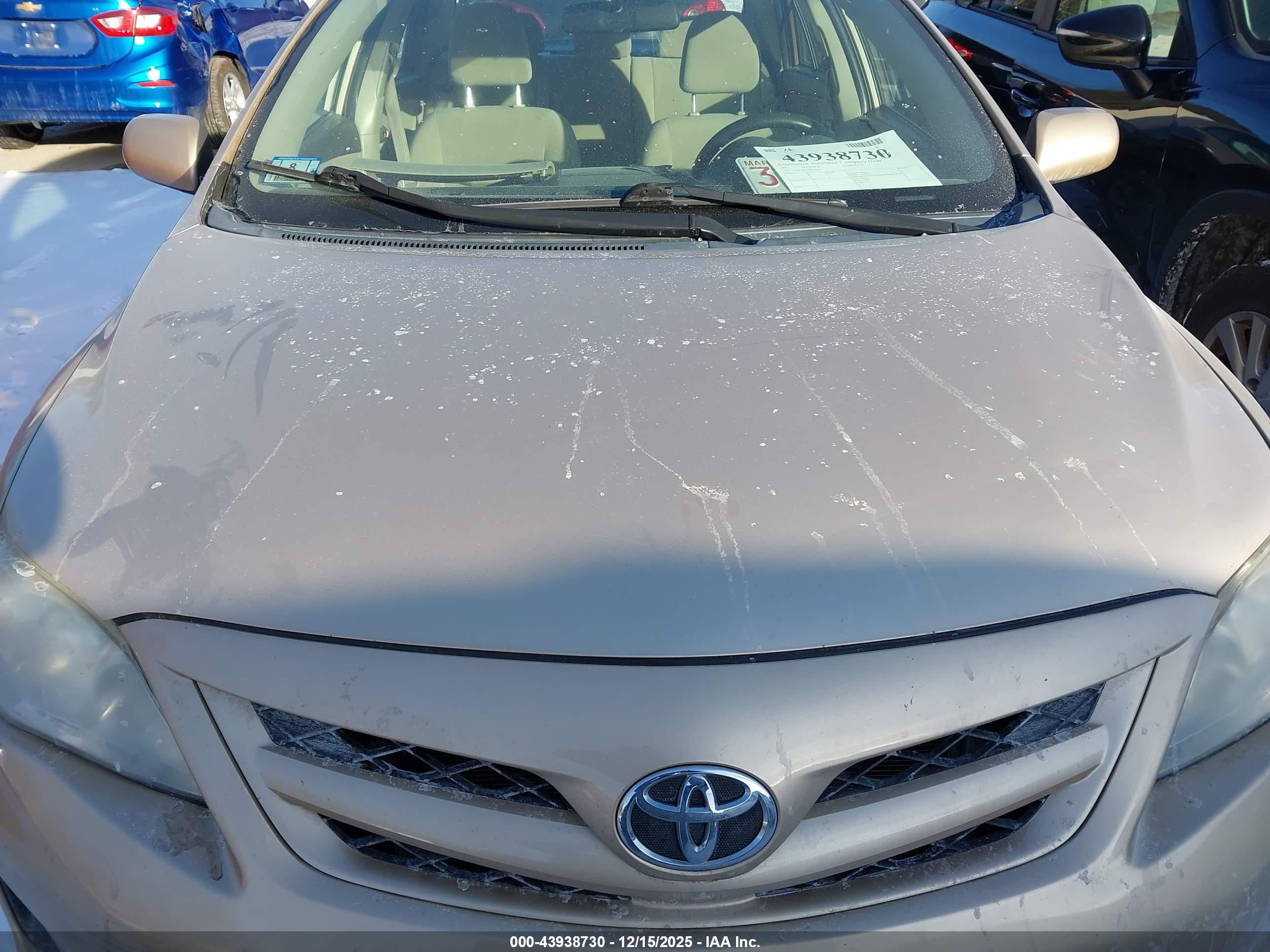TOYOTA COROLLA image 10