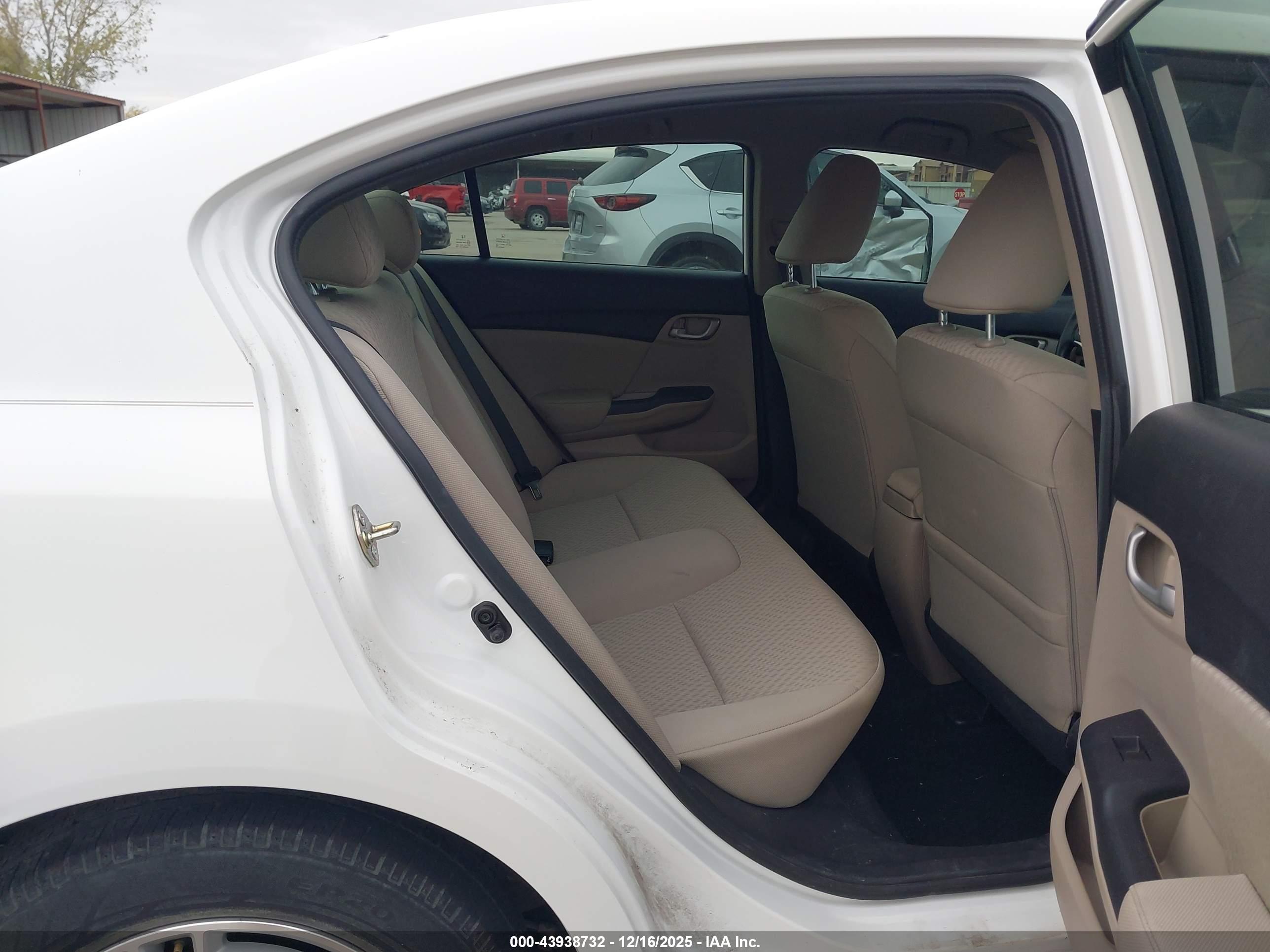 HONDA CIVIC image 8