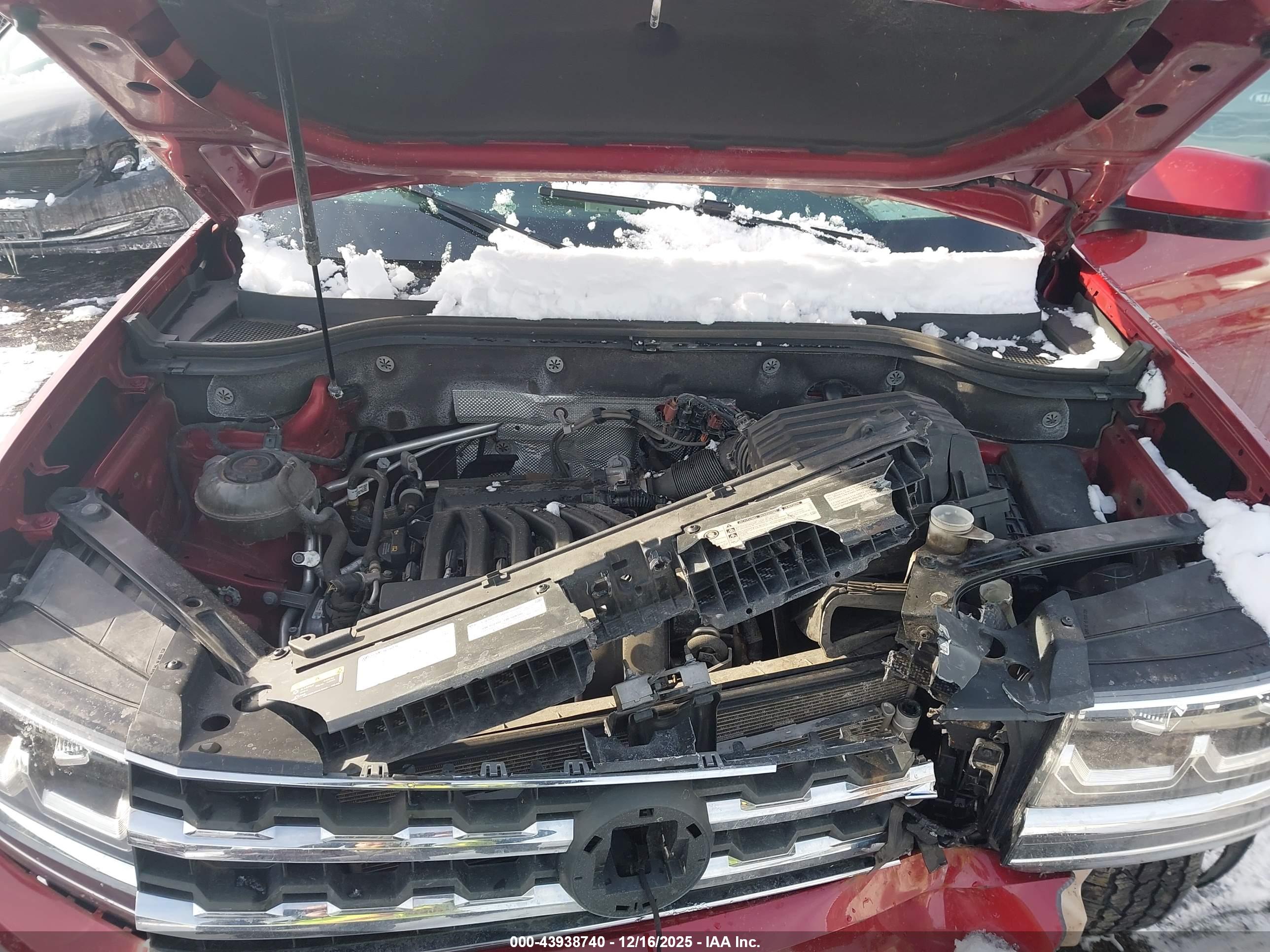 VOLKSWAGEN ATLAS image 10