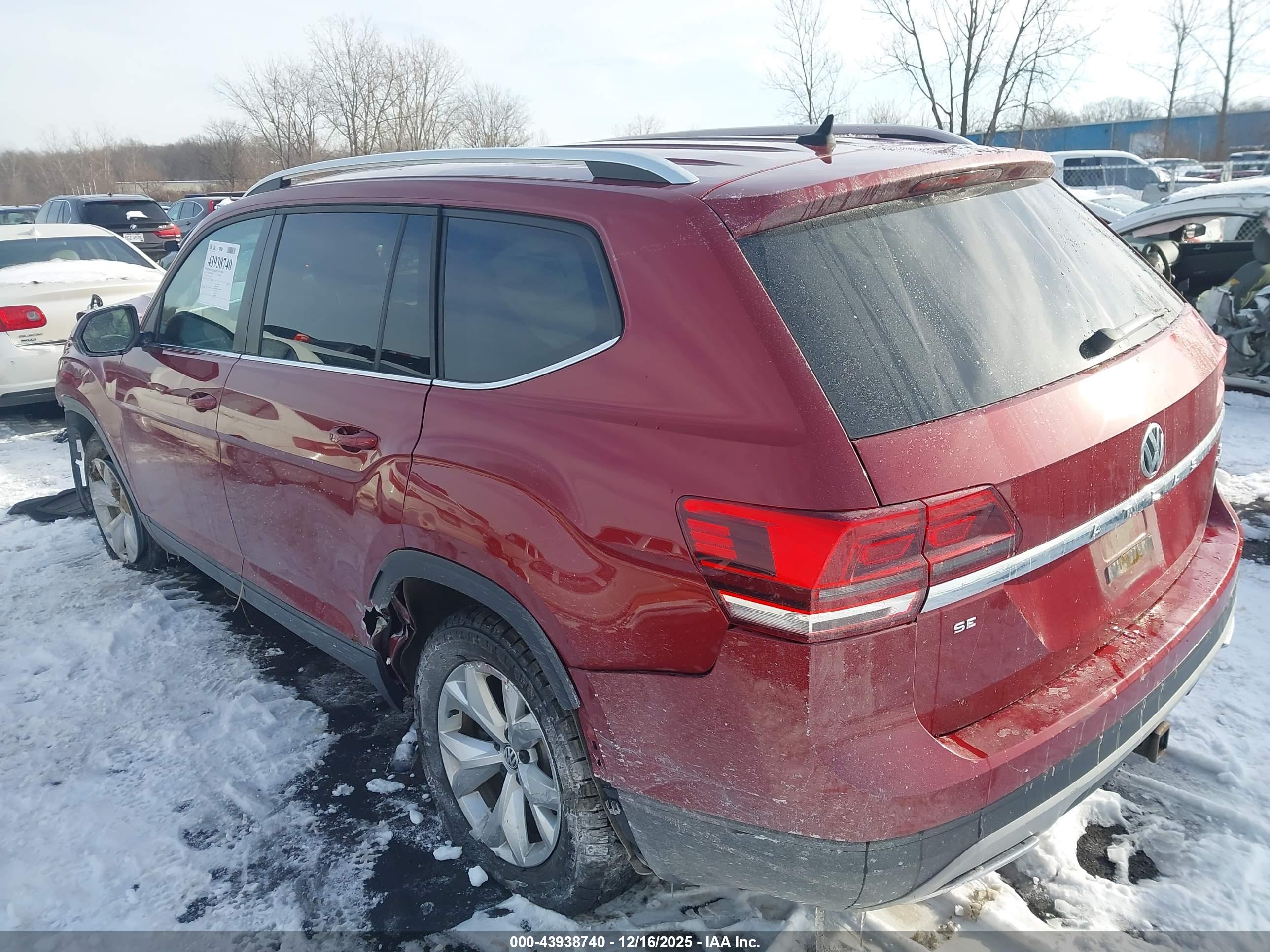 VOLKSWAGEN ATLAS image 3
