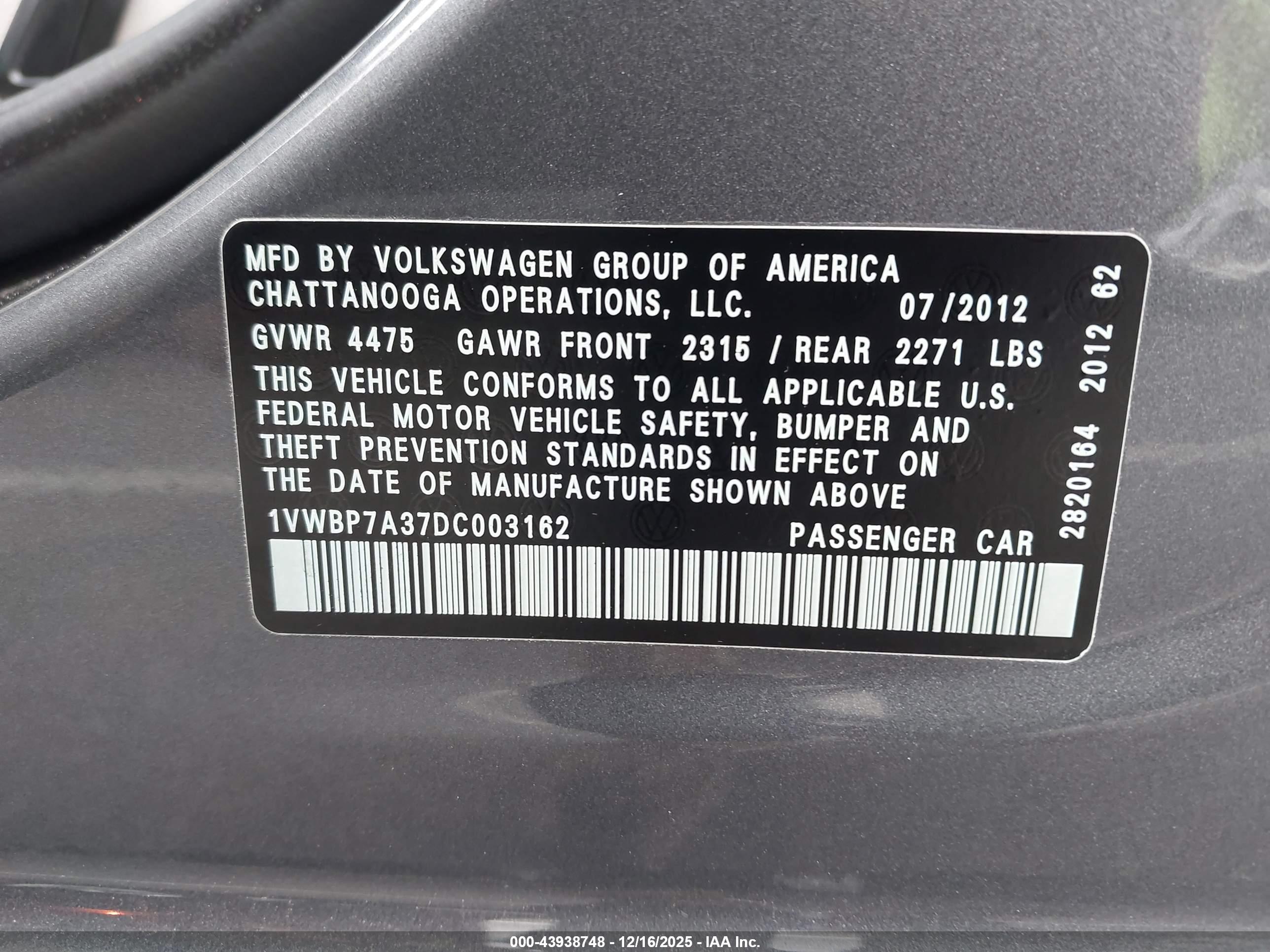 VOLKSWAGEN PASSAT image 9