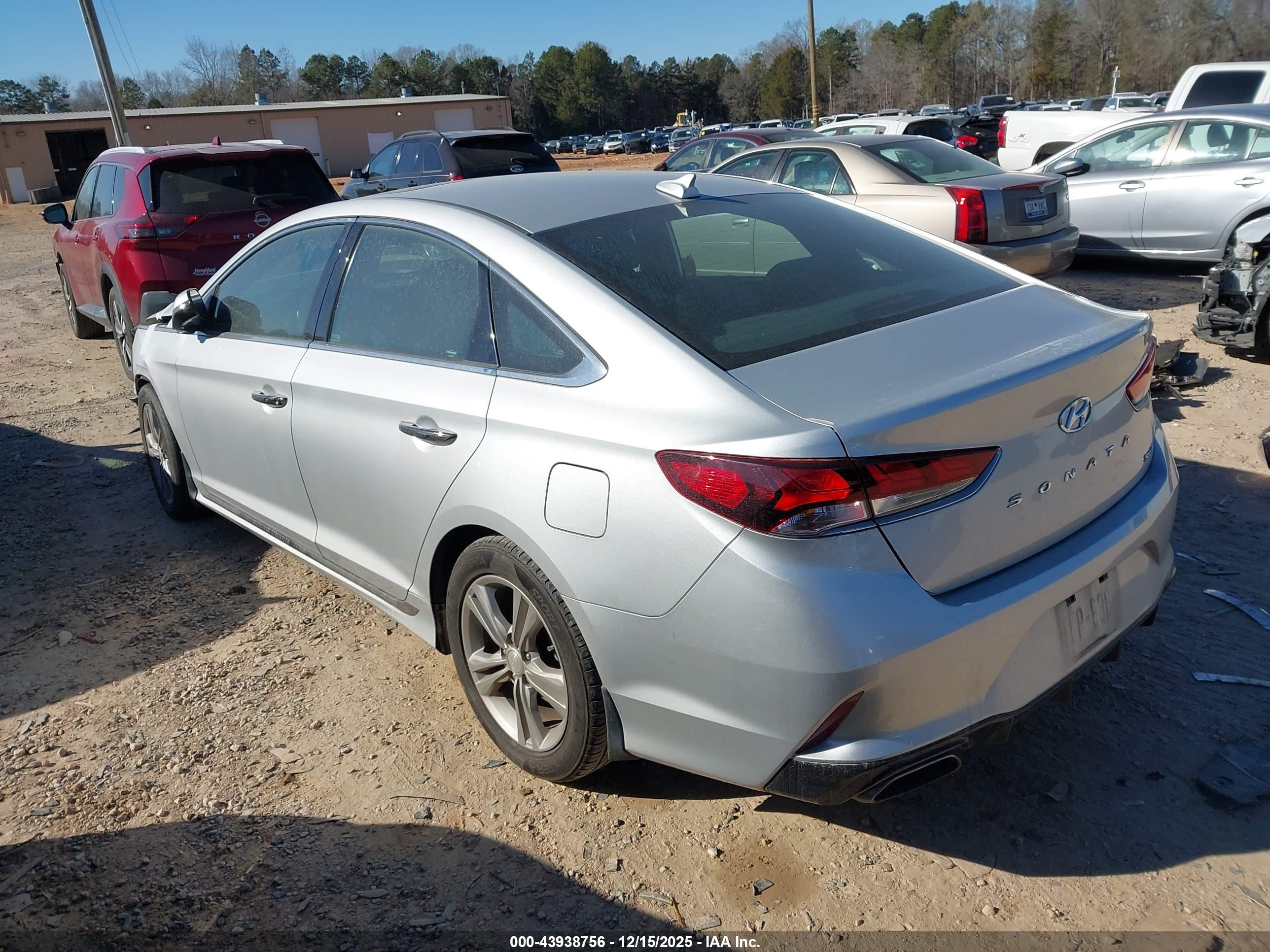 HYUNDAI SONATA image 3