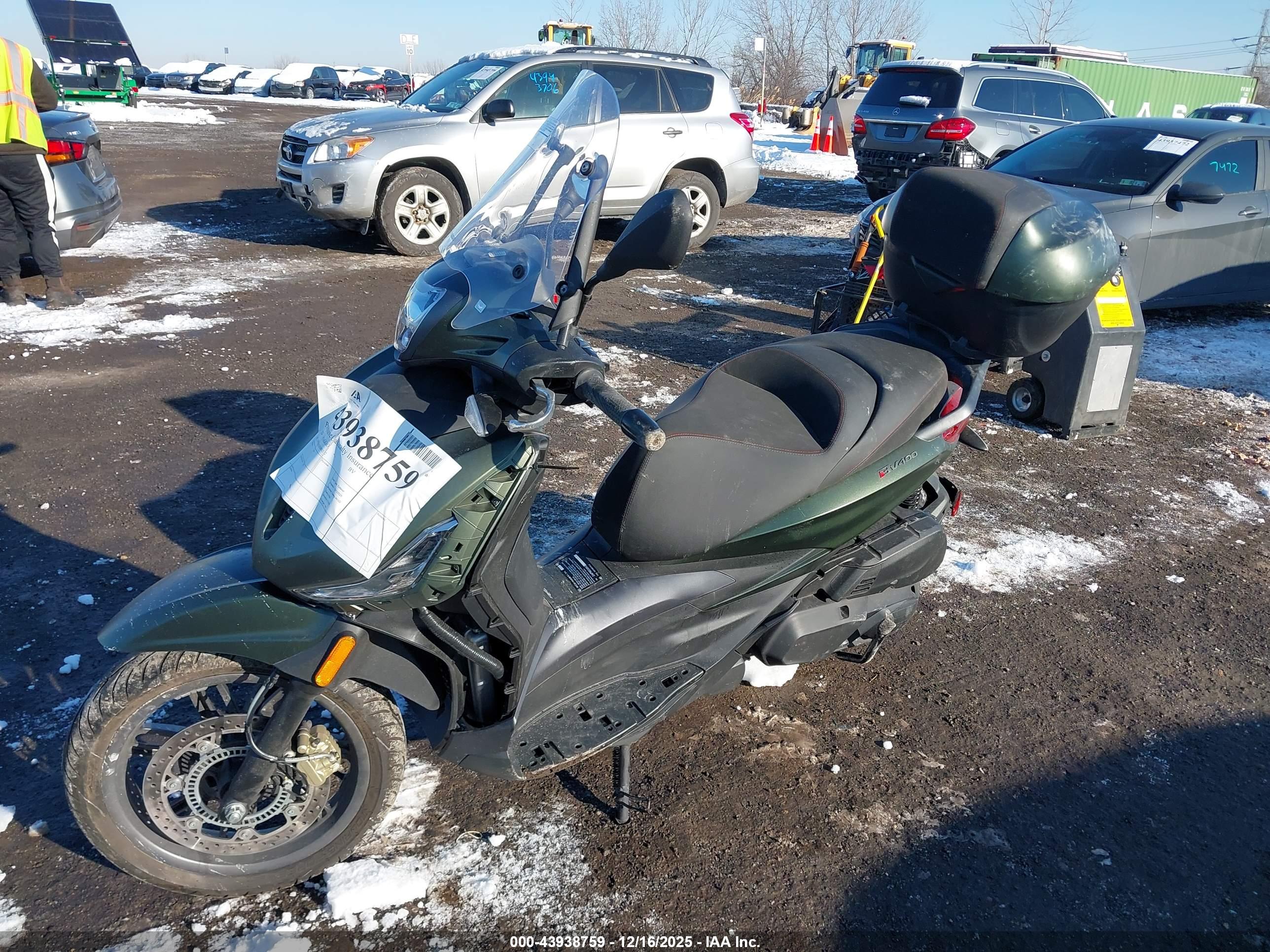 PIAGGIO BV image 2