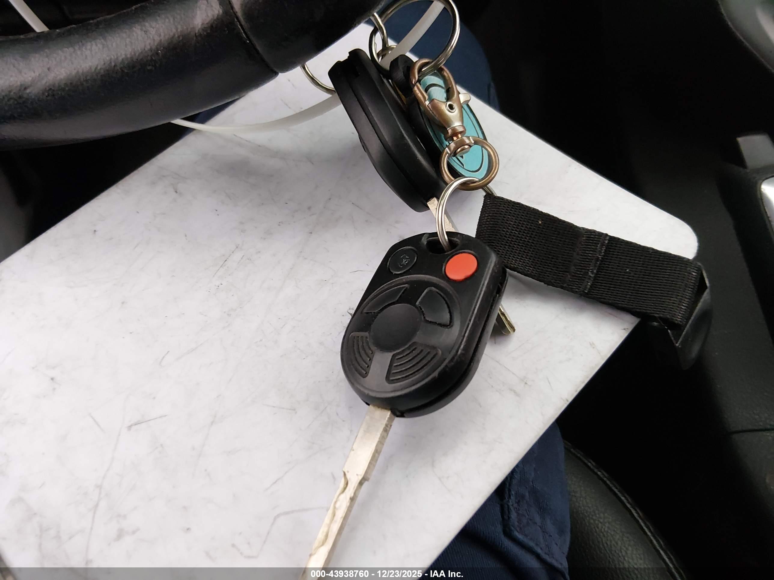 FORD FOCUS image 11