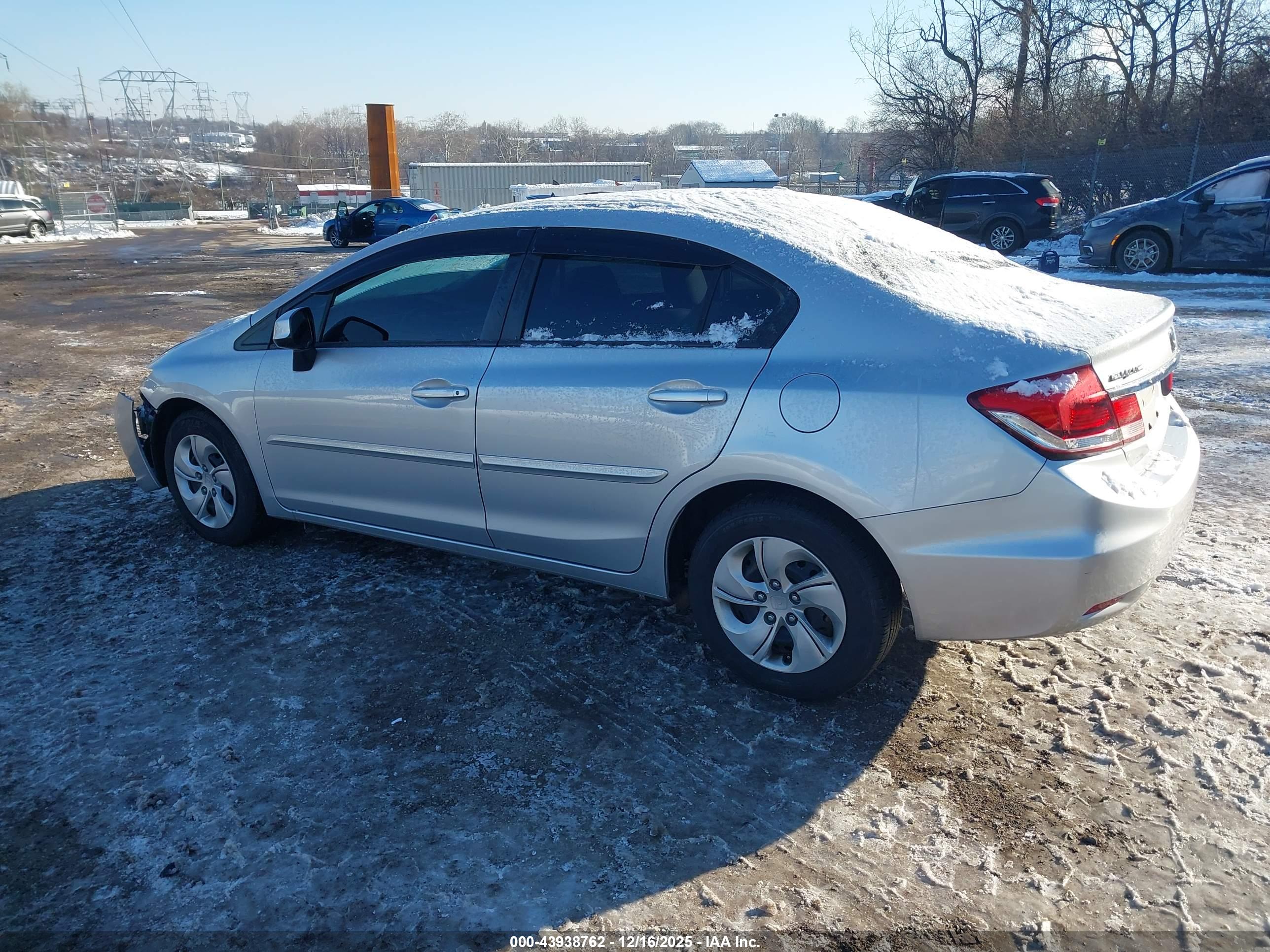 HONDA CIVIC image 3