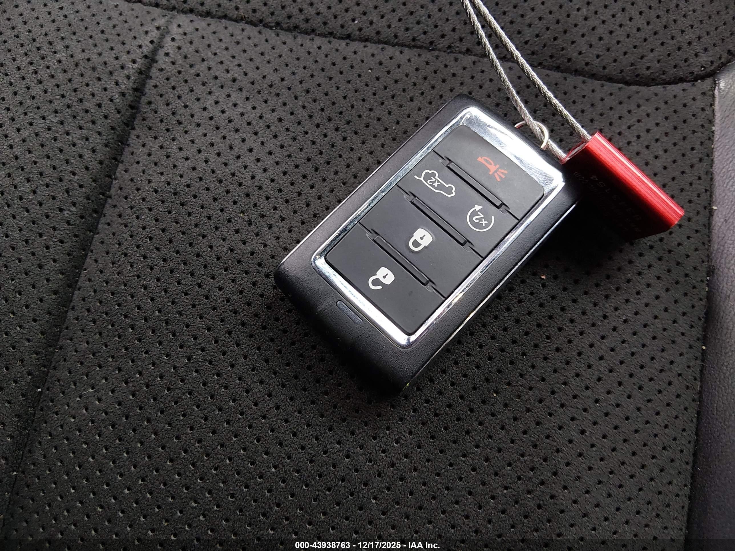 JEEP GRAND image 11