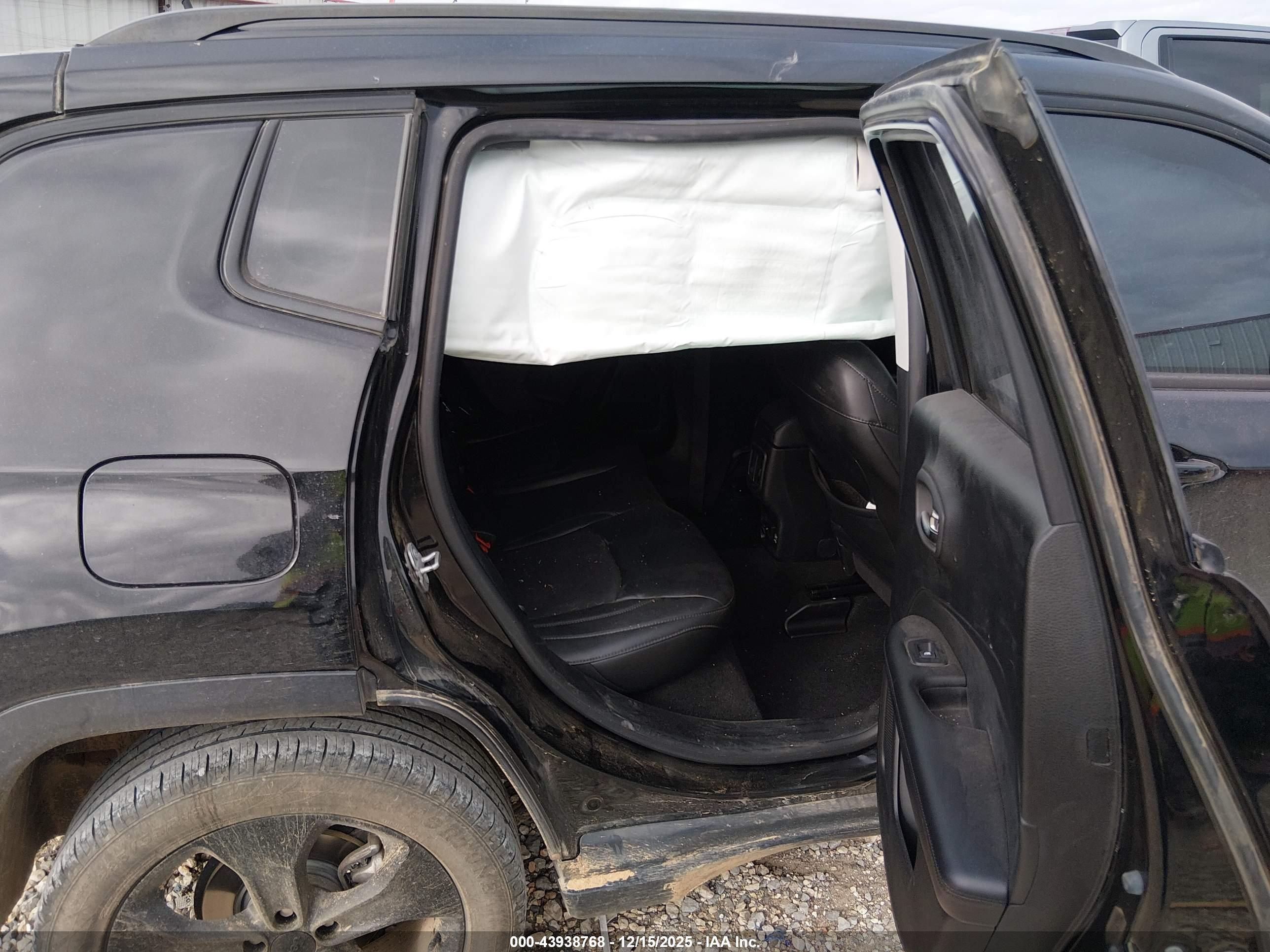 JEEP COMPASS image 8