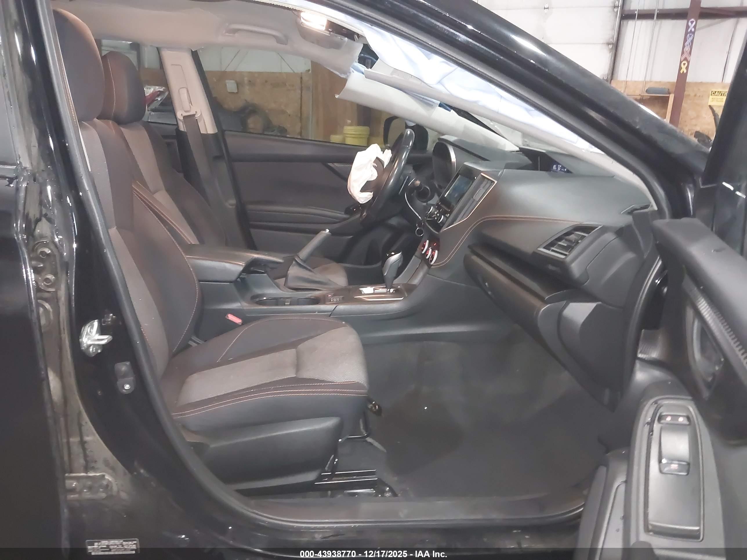 SUBARU CROSSTREK image 5