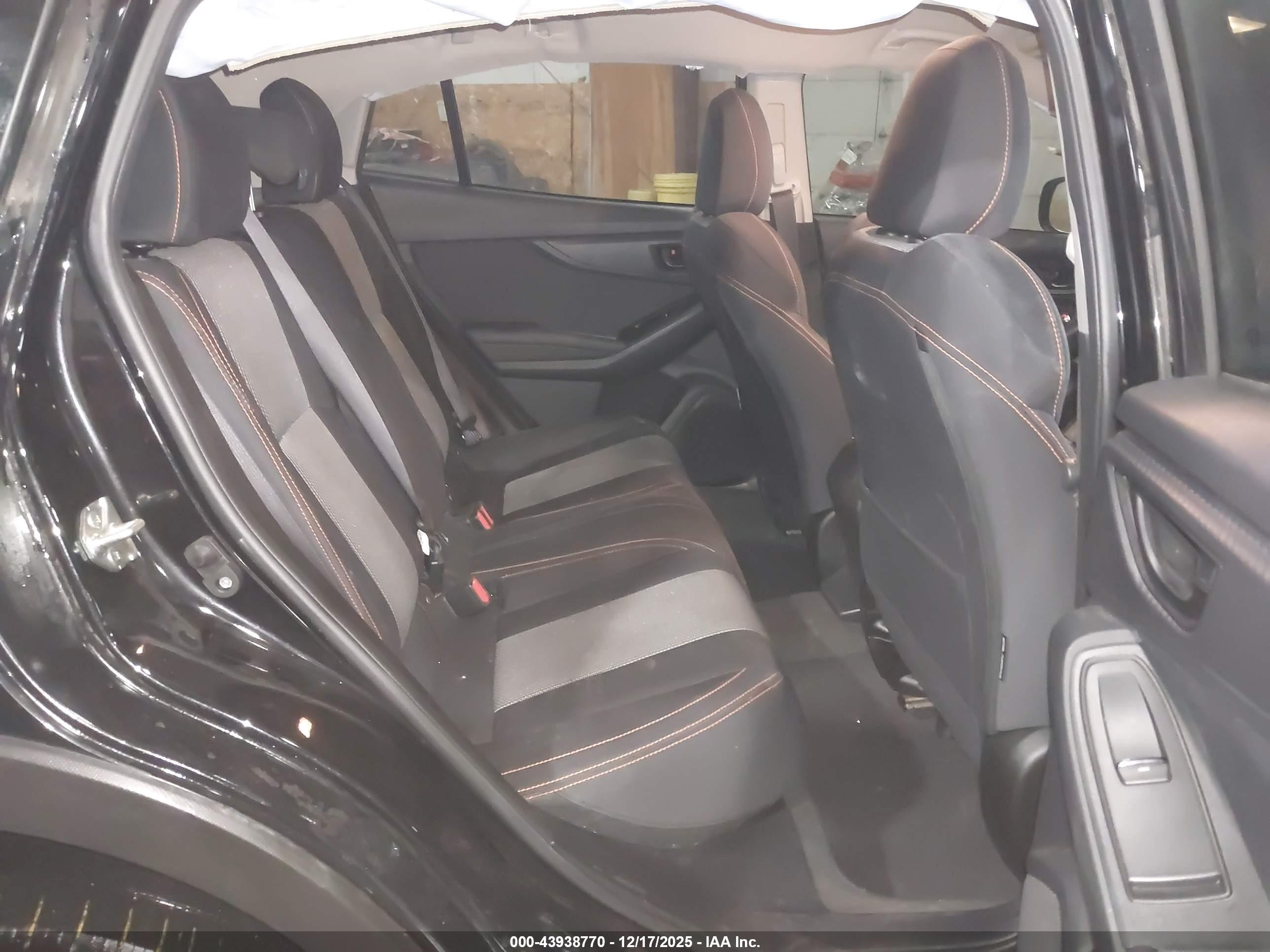 SUBARU CROSSTREK image 8