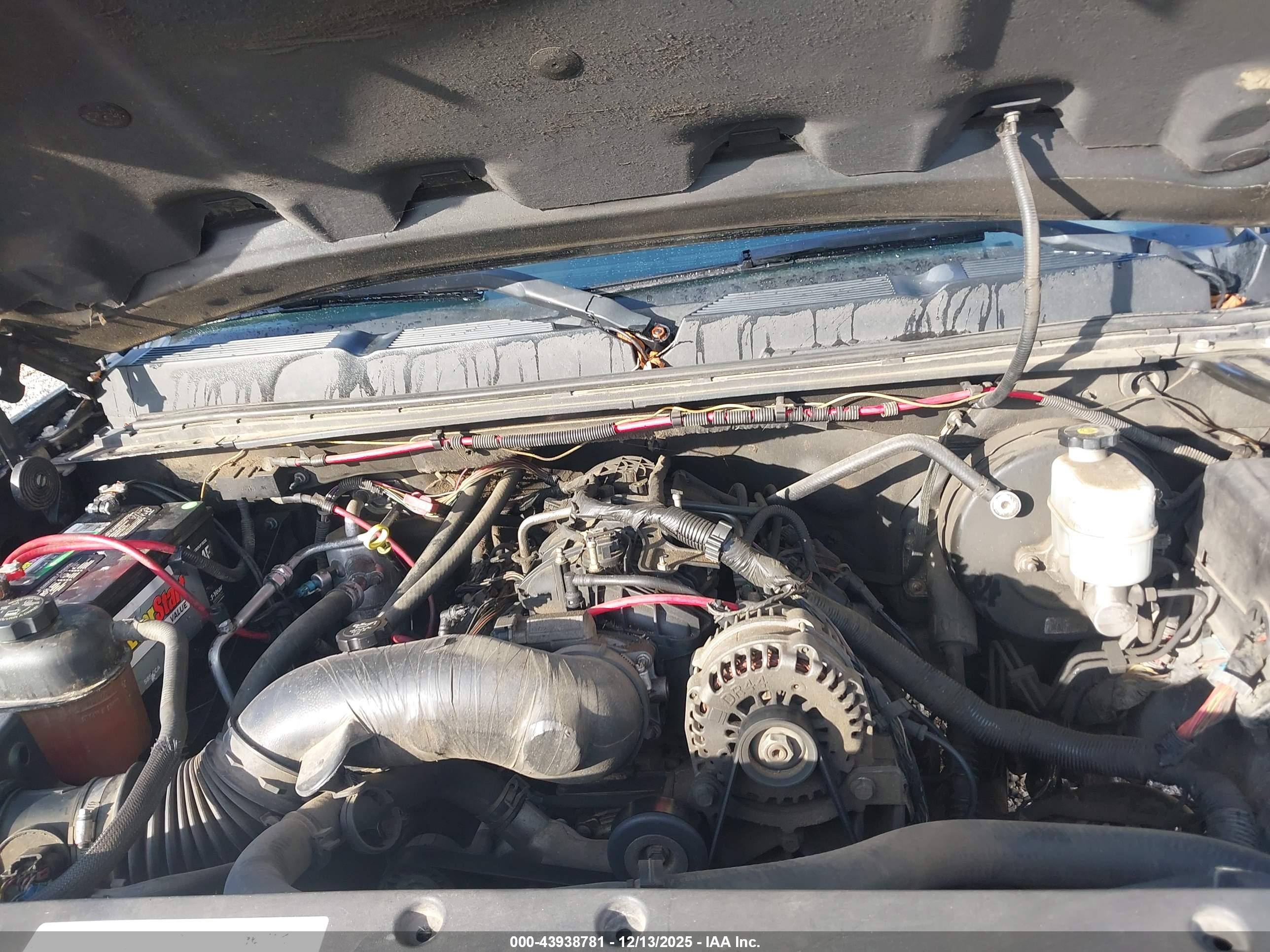CHEVROLET SILVERADO image 10