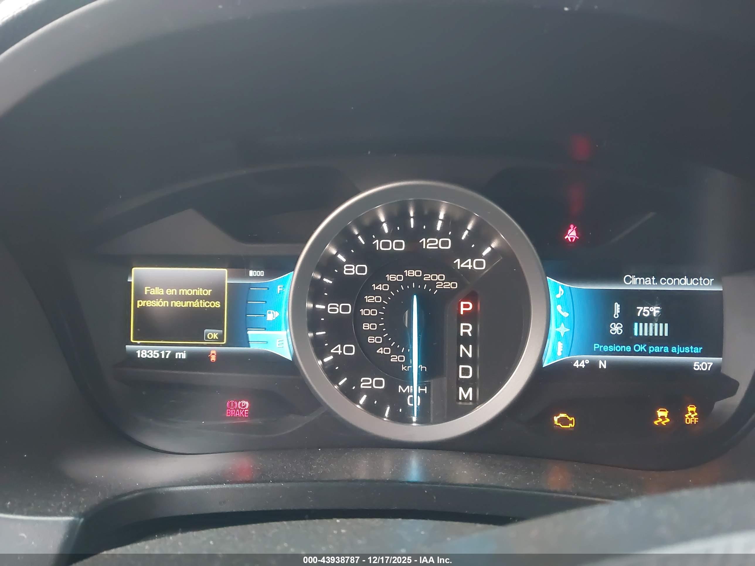 FORD EXPLORER image 7