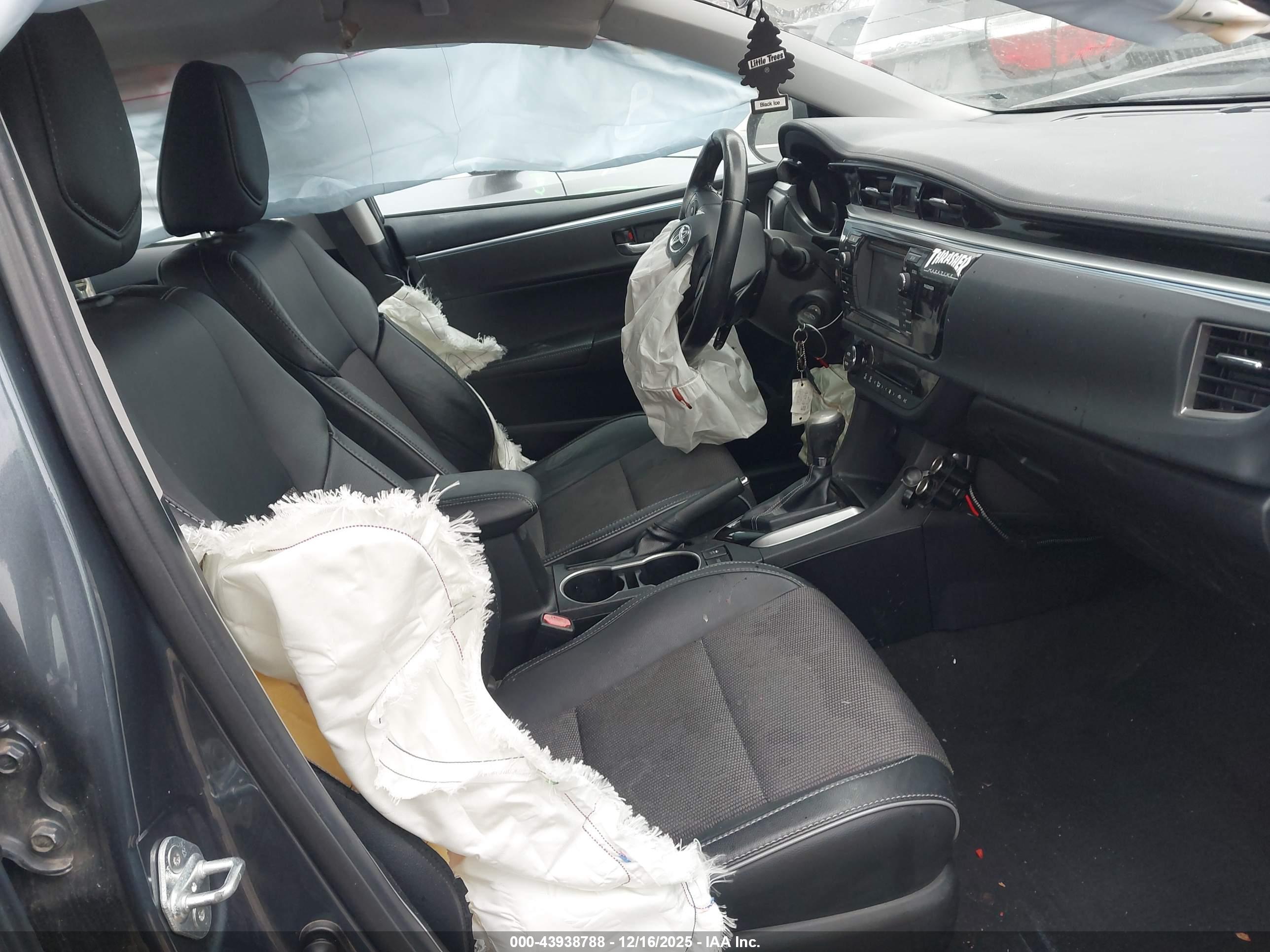 TOYOTA COROLLA image 5