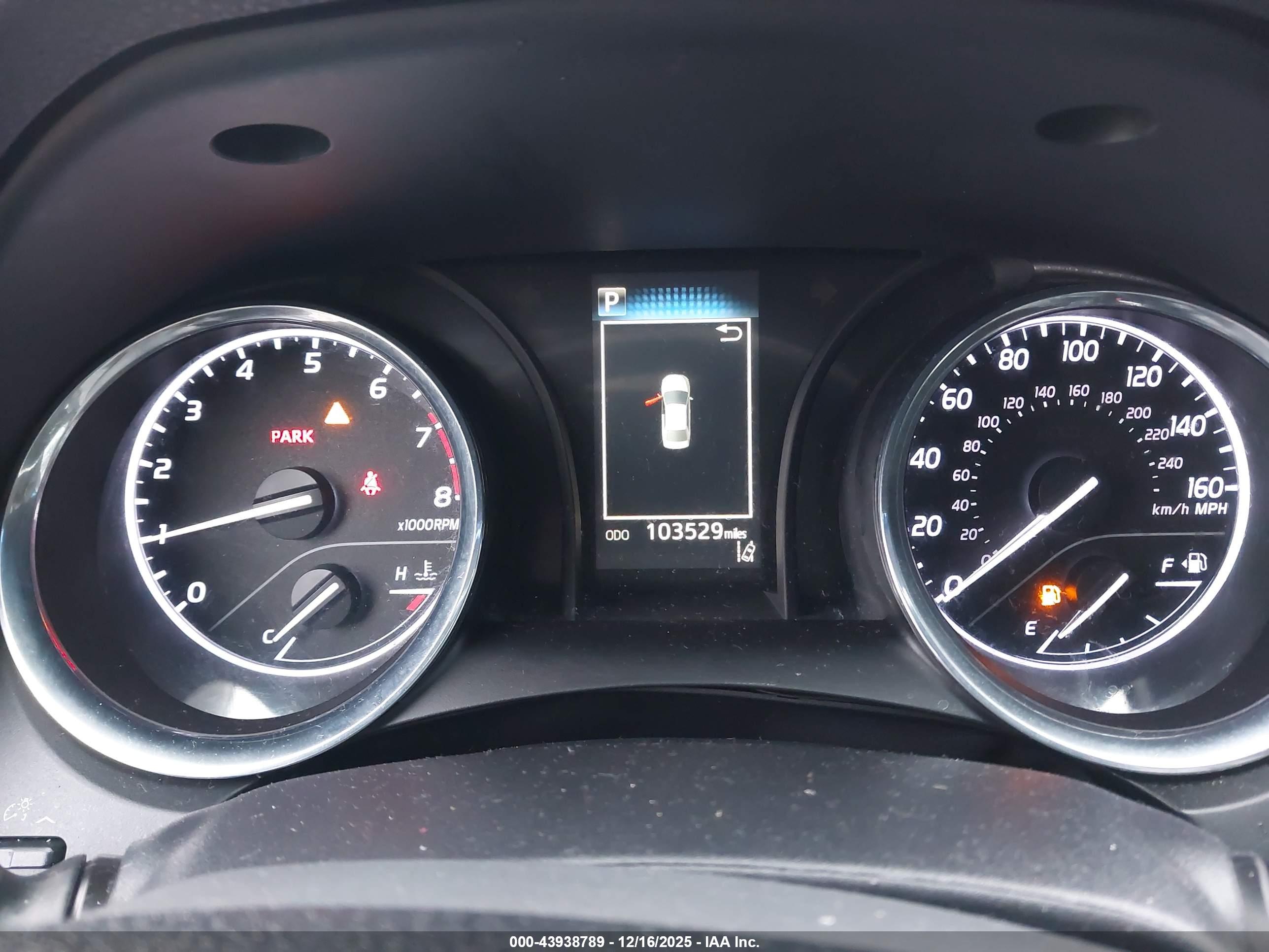 TOYOTA CAMRY image 7