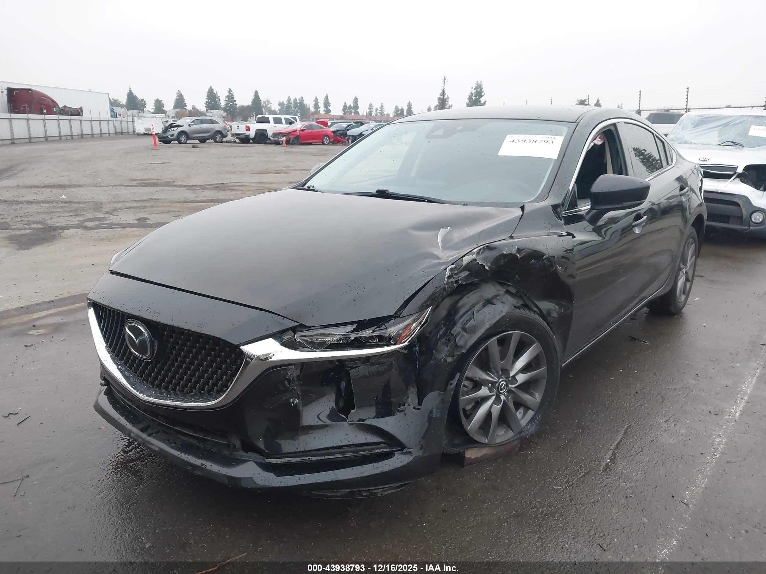 MAZDA MAZDA6 image 2