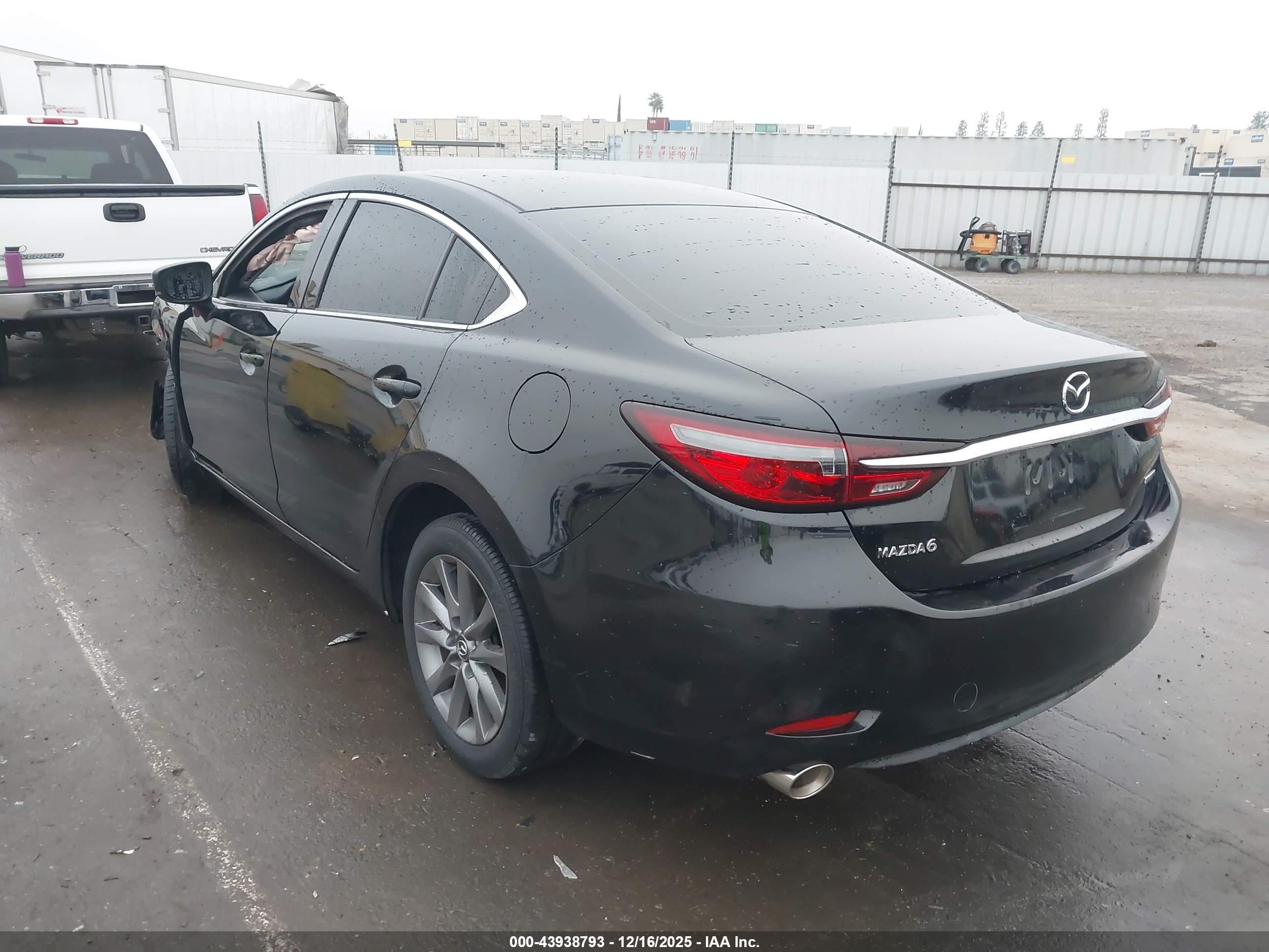 MAZDA MAZDA6 image 3