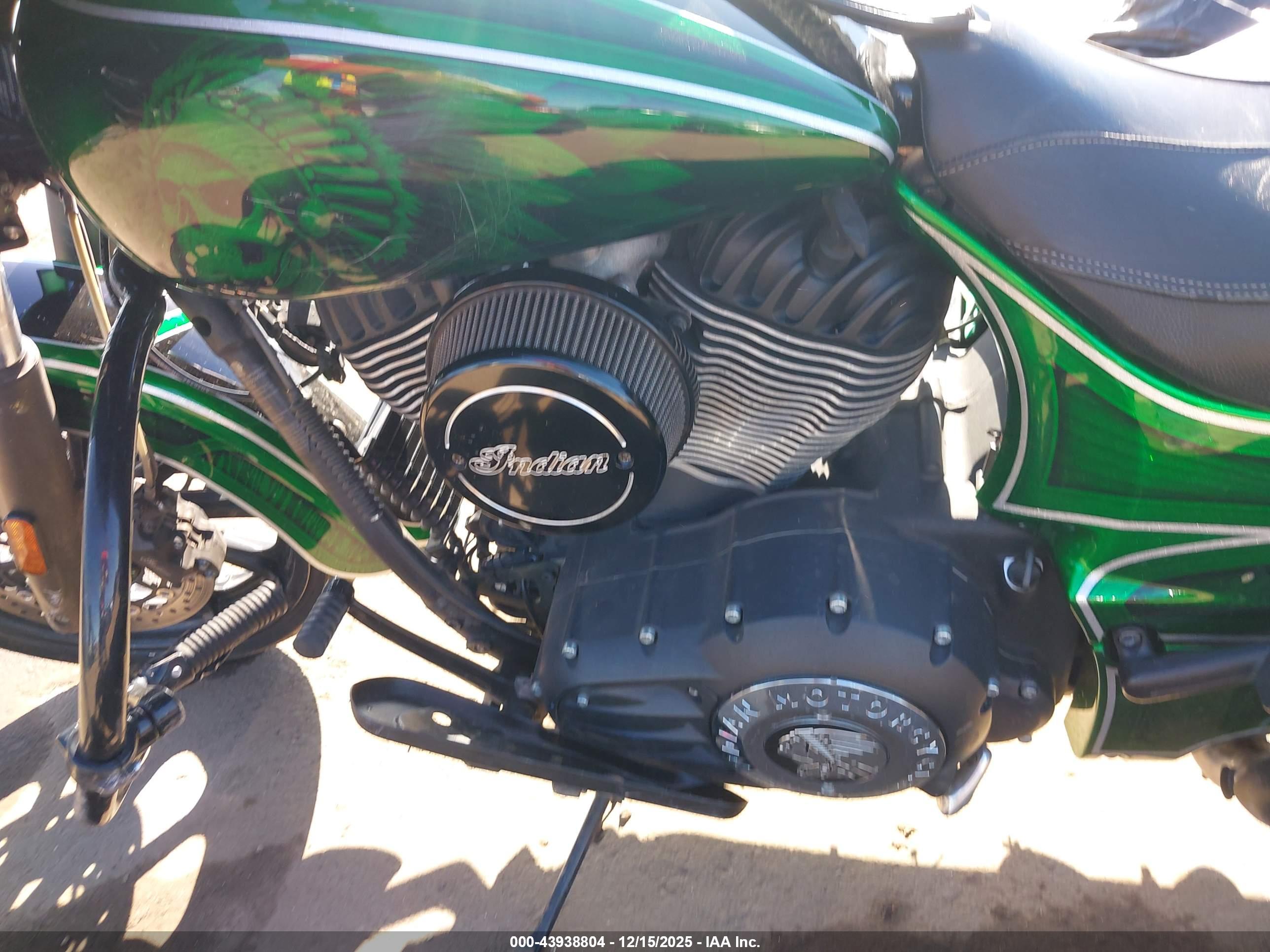 INDIAN MOTORCYCLE image 9