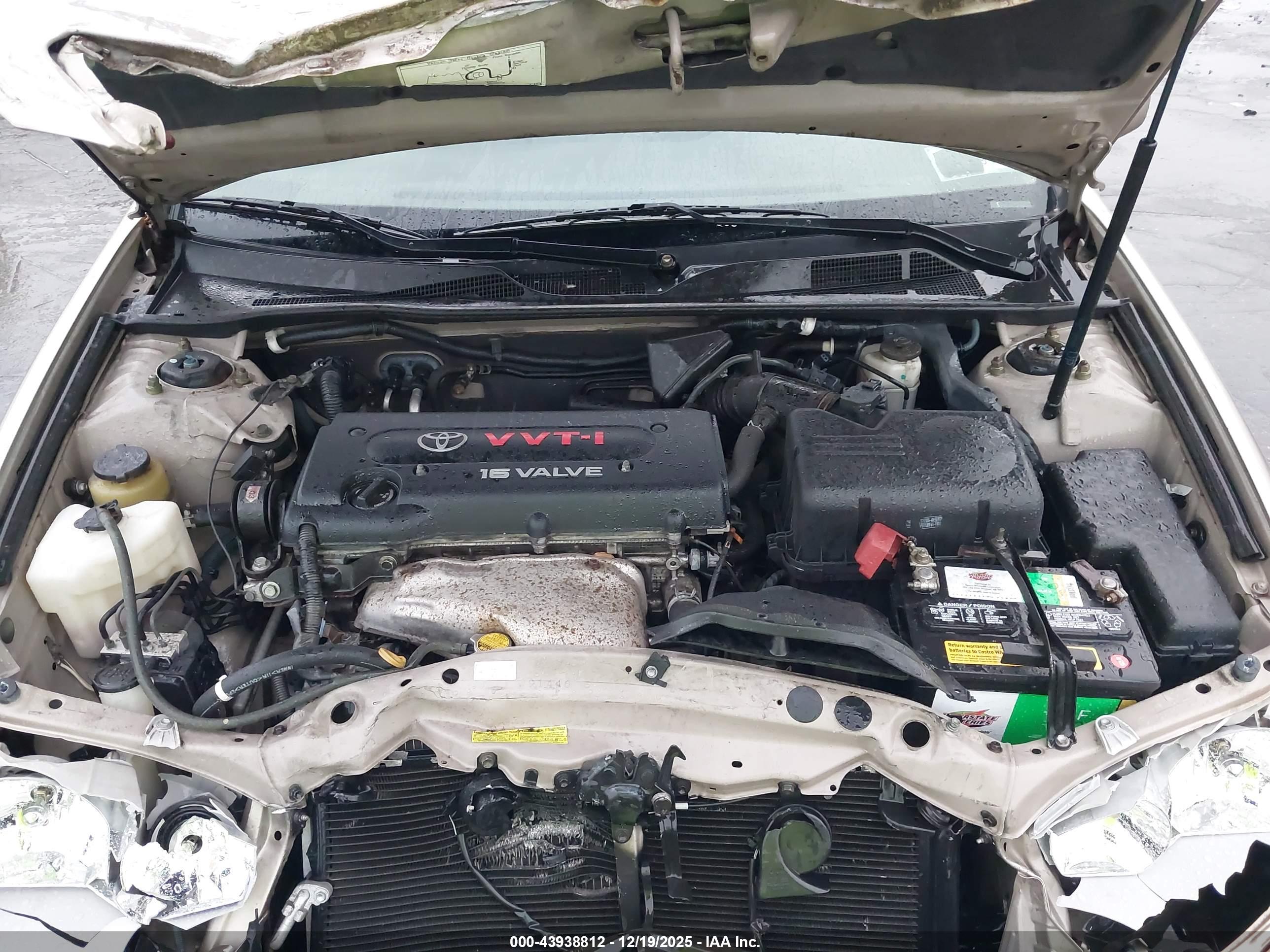 TOYOTA CAMRY image 10