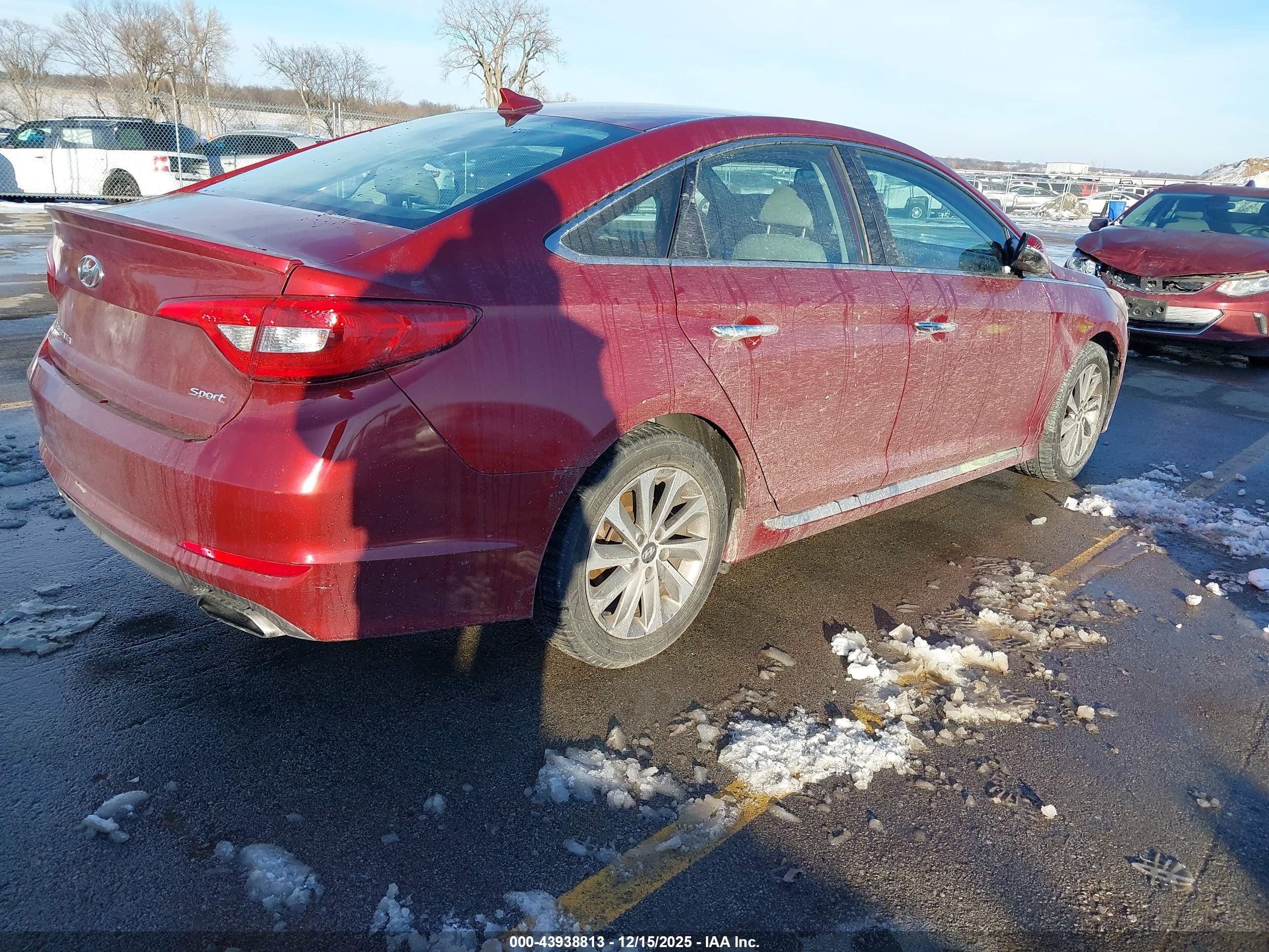 HYUNDAI SONATA image 4