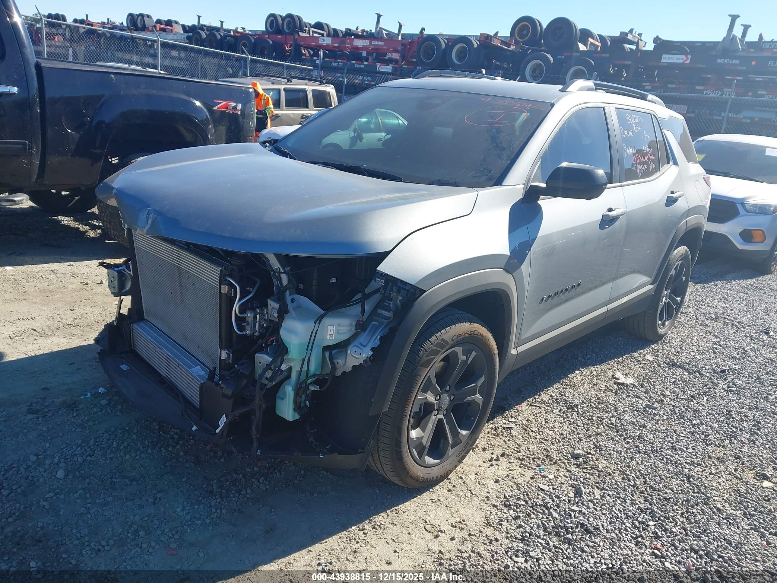 CHEVROLET EQUINOX image 2