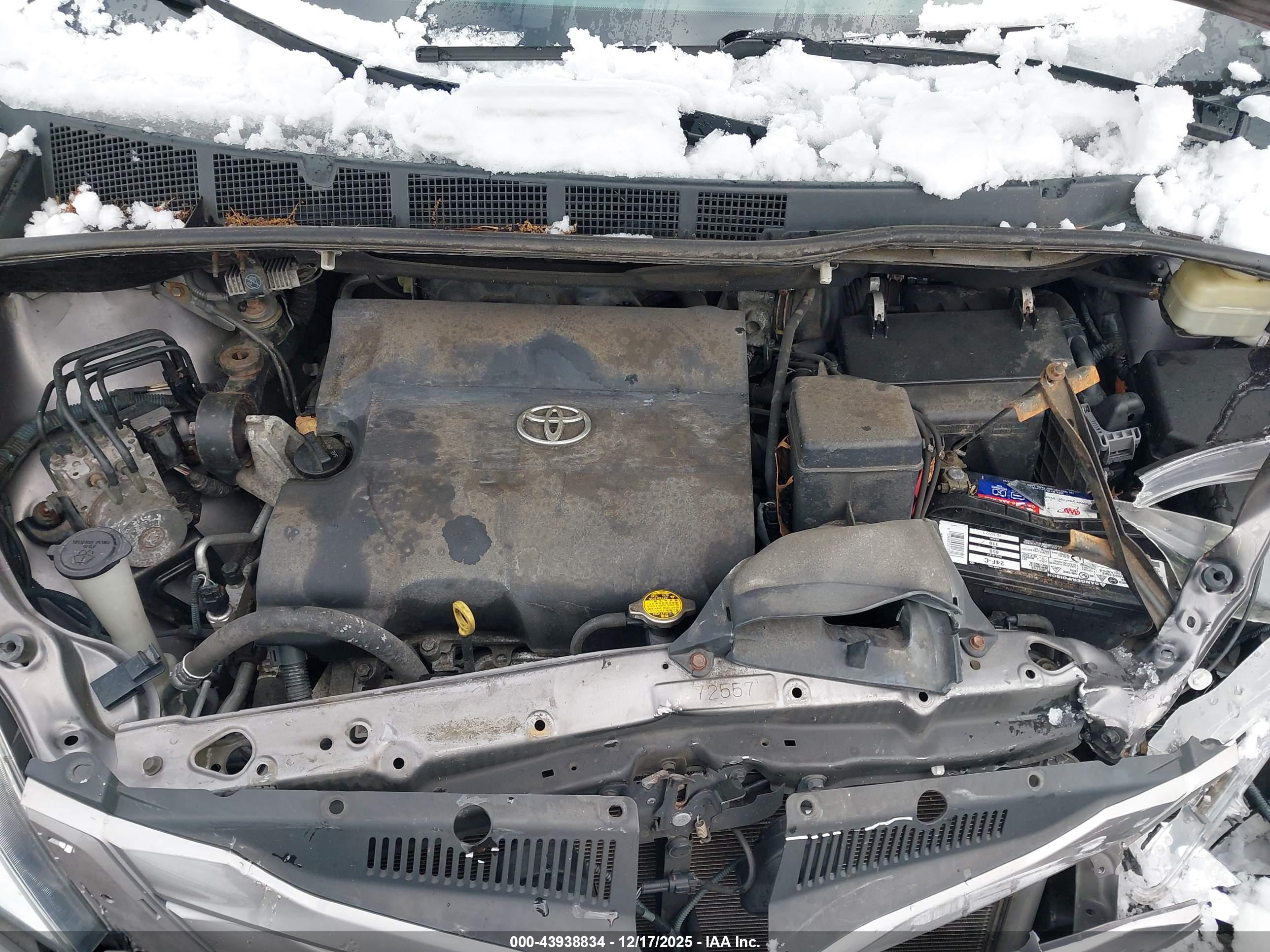 TOYOTA SIENNA image 10