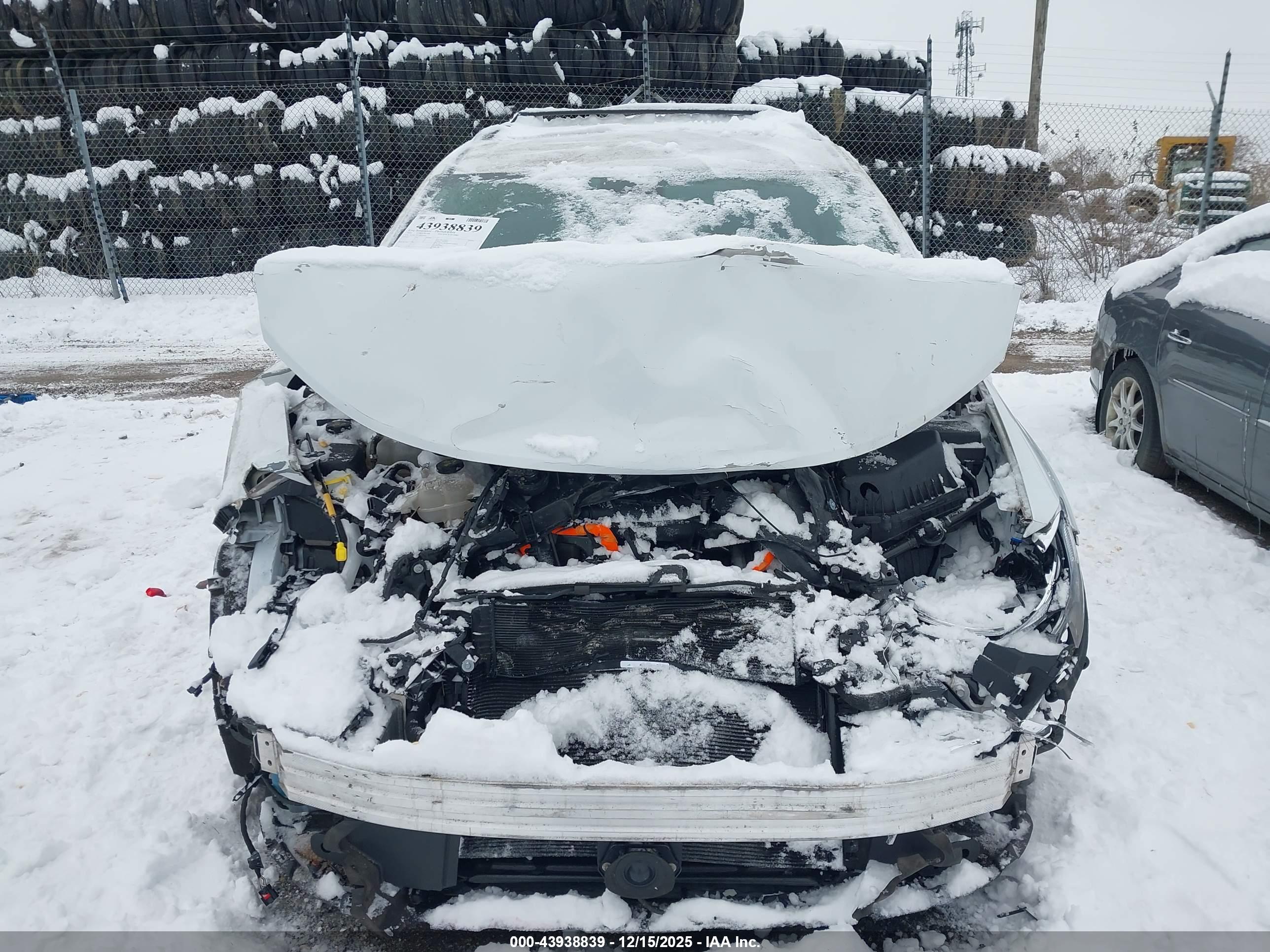 CHRYSLER PACIFICA image 6