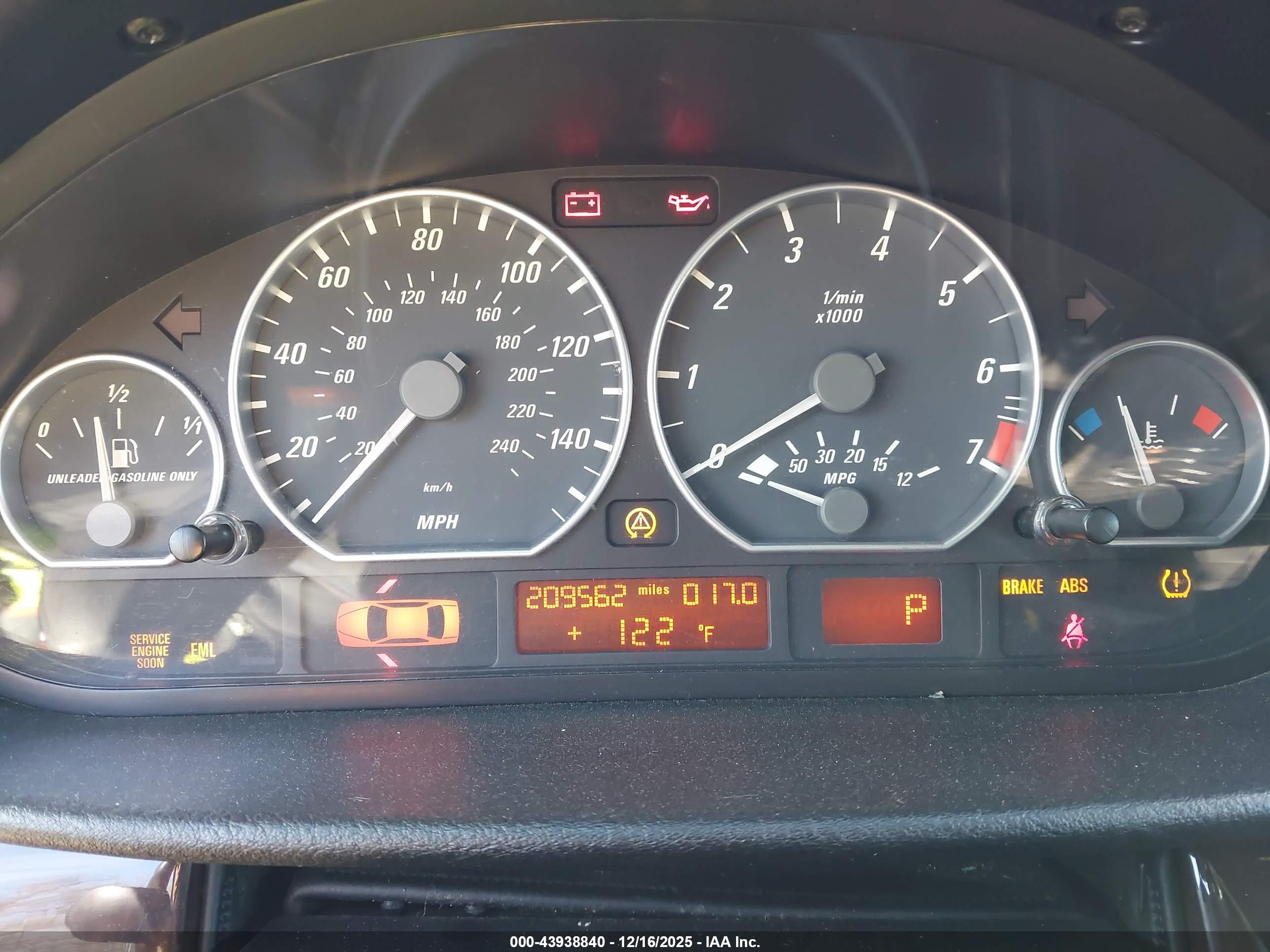 BMW 330CI image 7