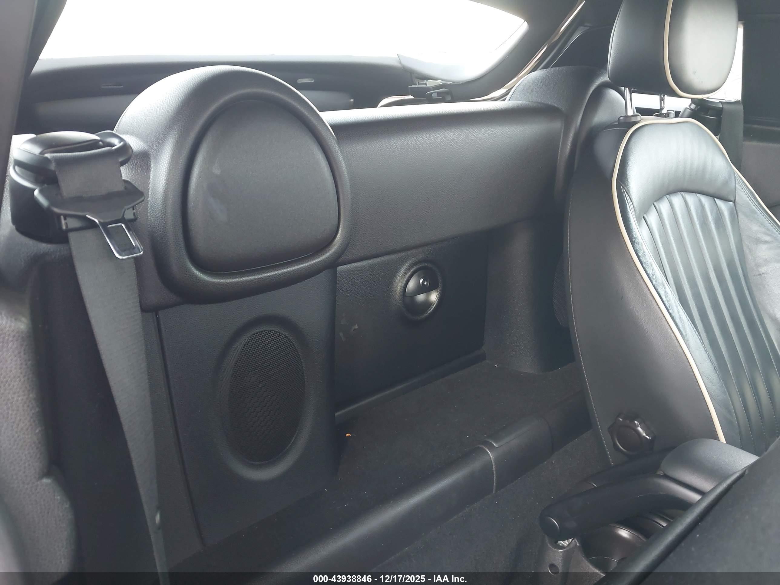 MINI COUPE image 8