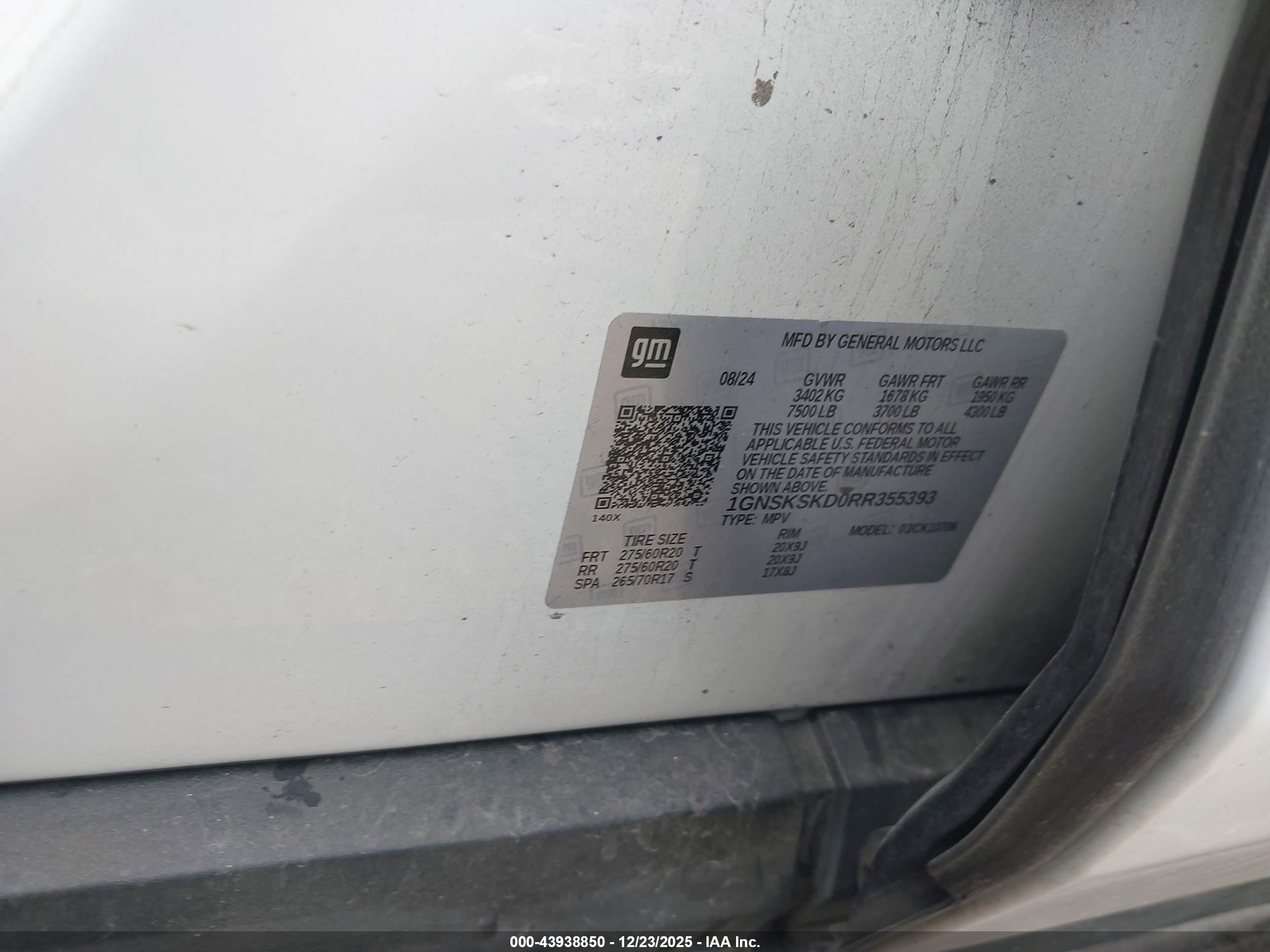 CHEVROLET TAHOE image 9