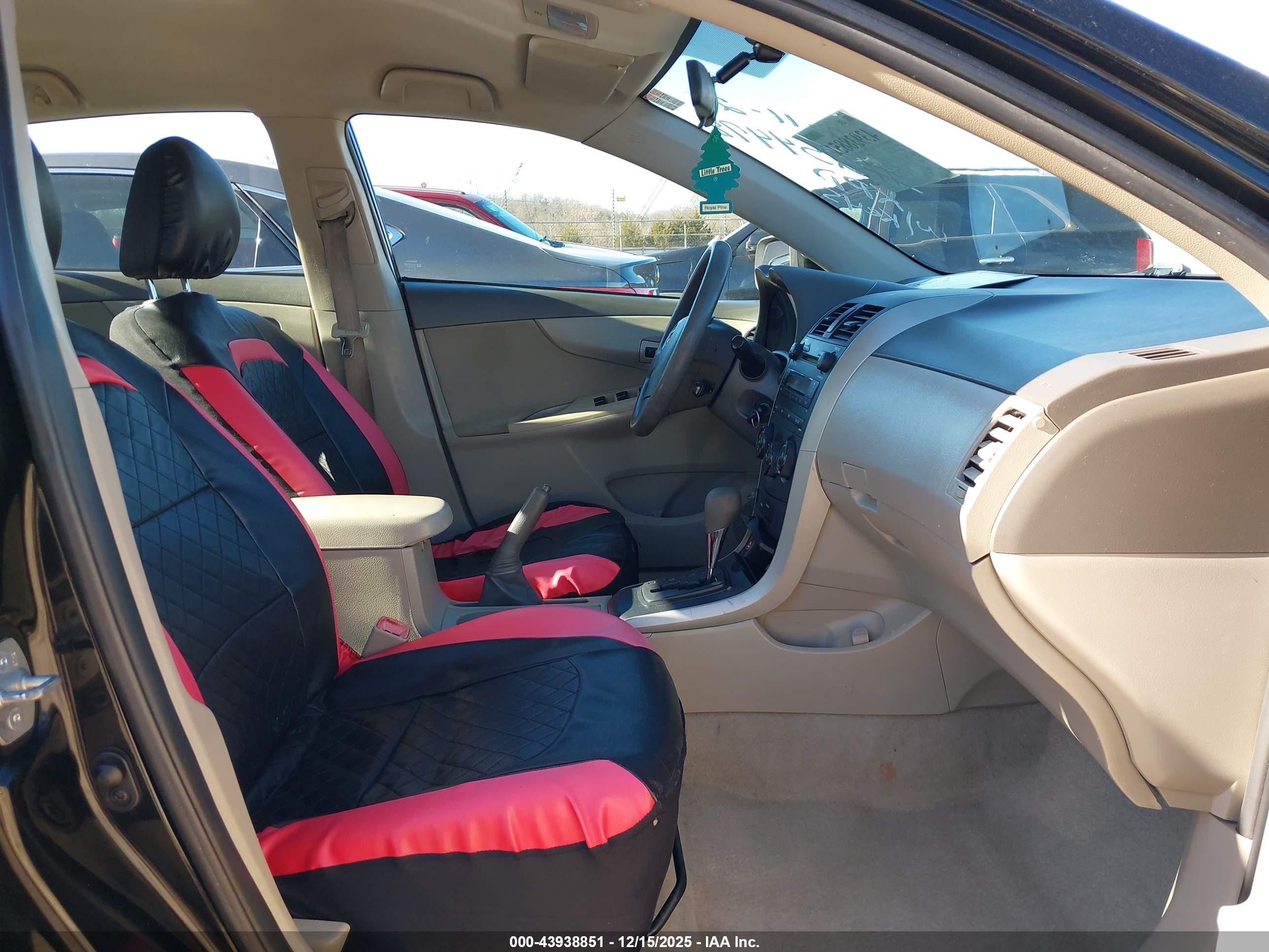 TOYOTA COROLLA image 5