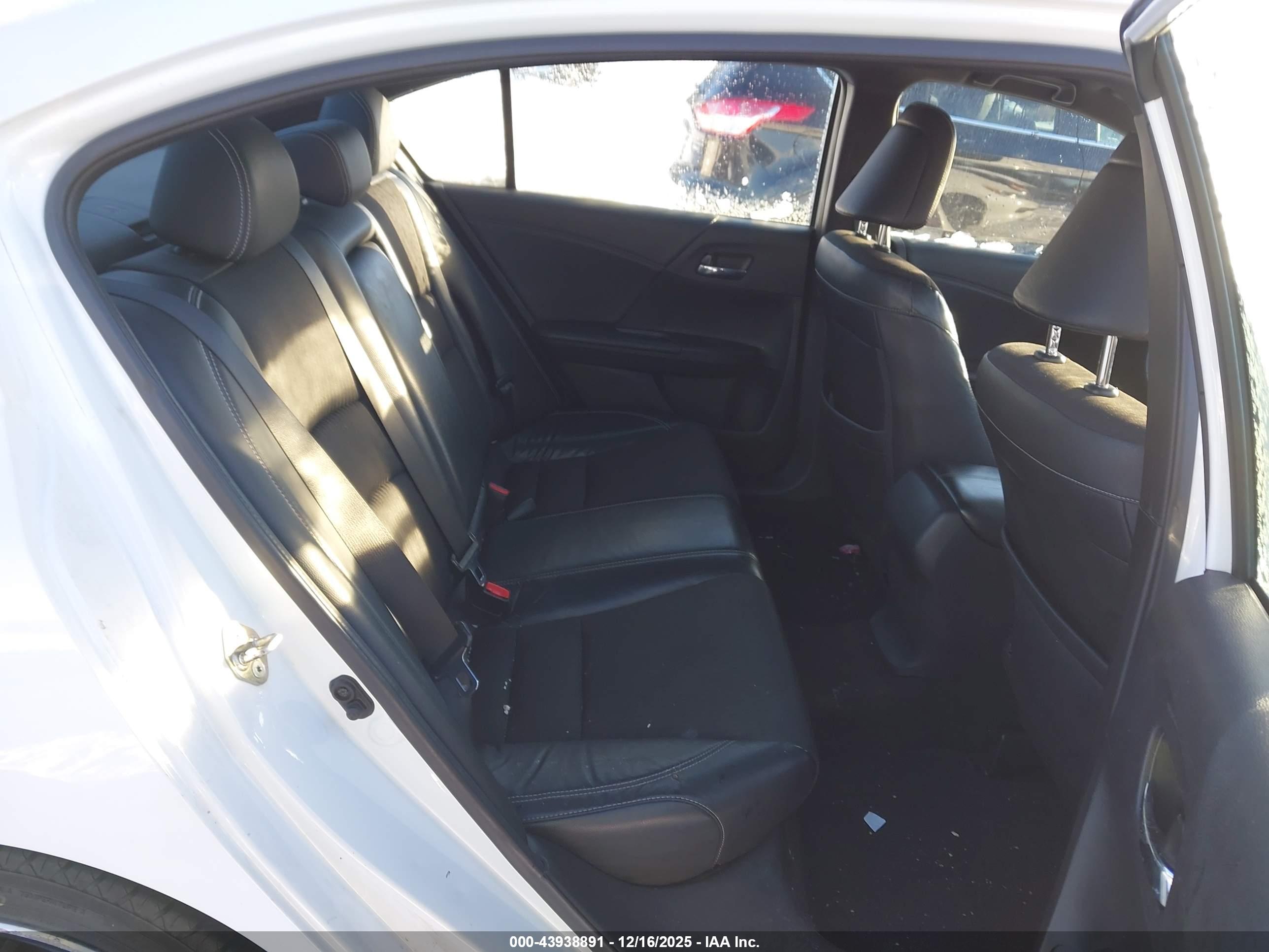 HONDA ACCORD image 8