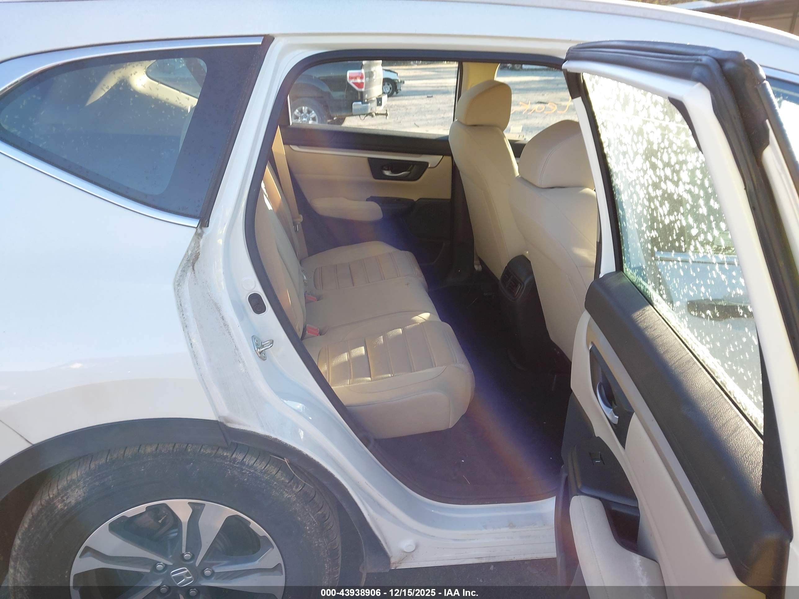 HONDA CR-V image 8