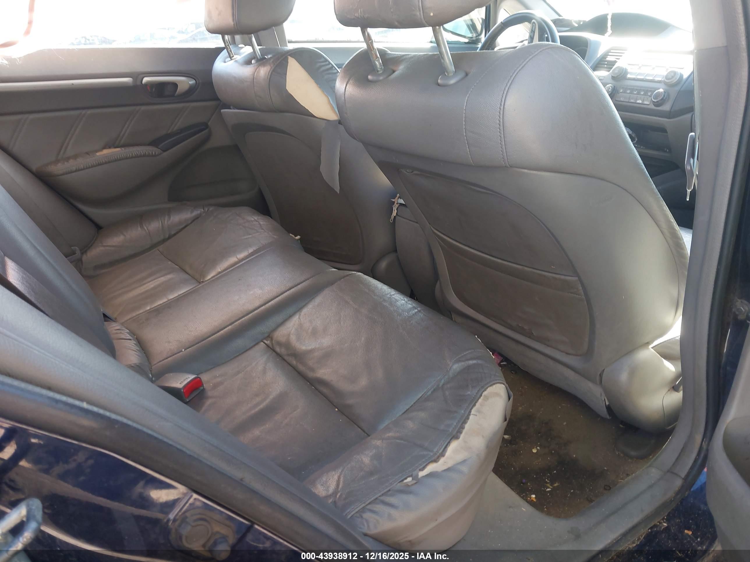HONDA CIVIC image 8