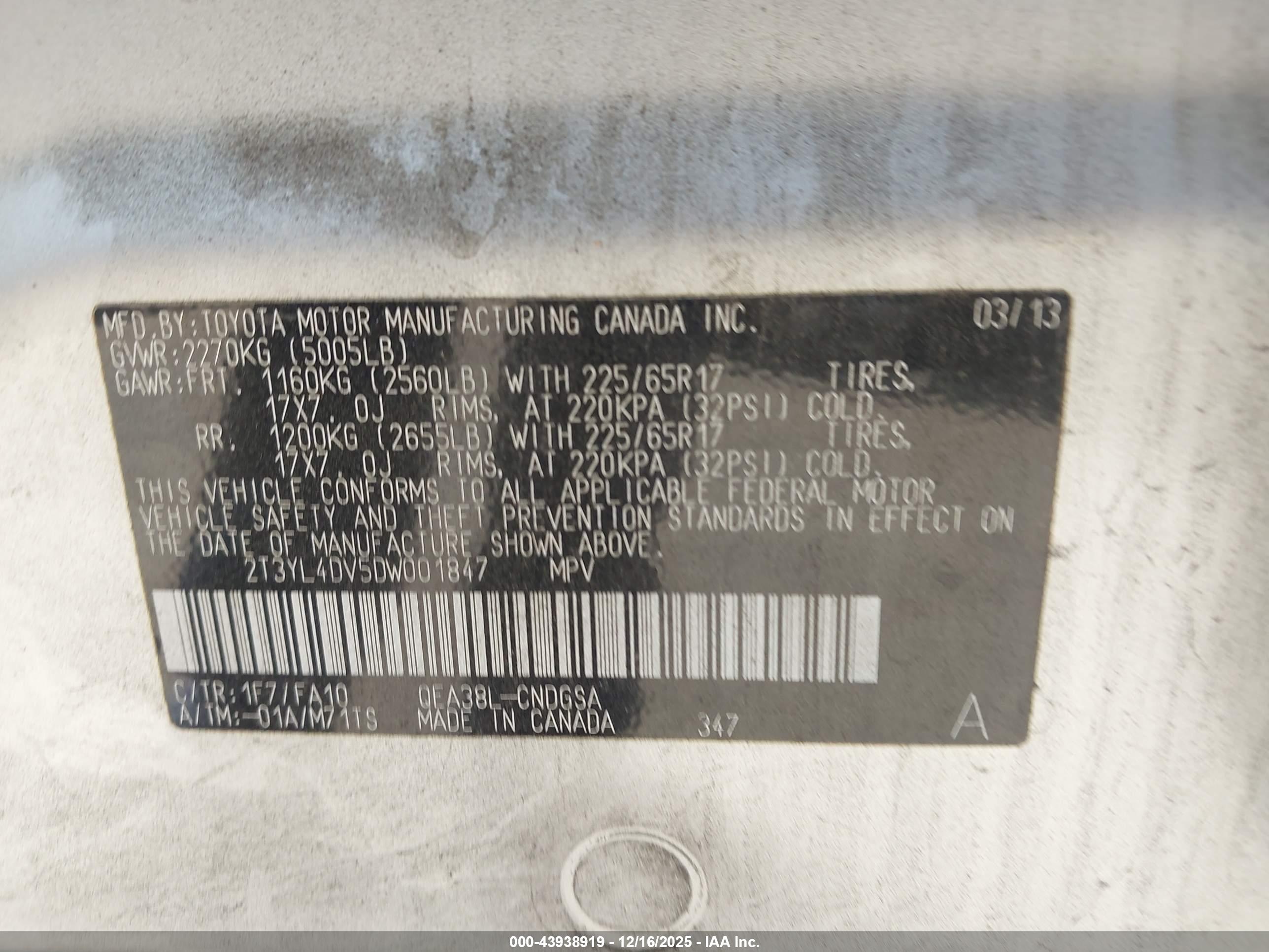 TOYOTA RAV4 image 9