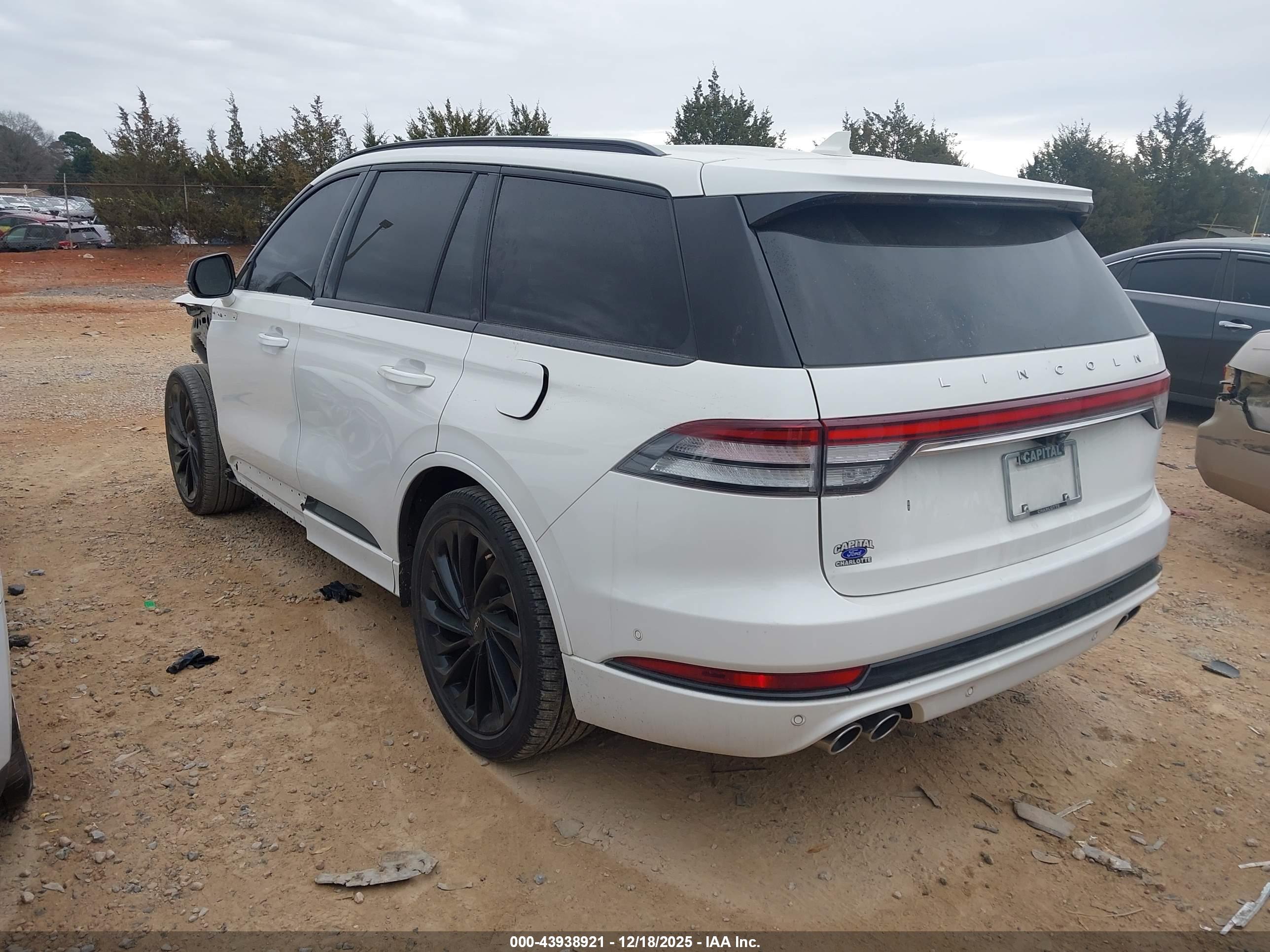 LINCOLN AVIATOR image 3
