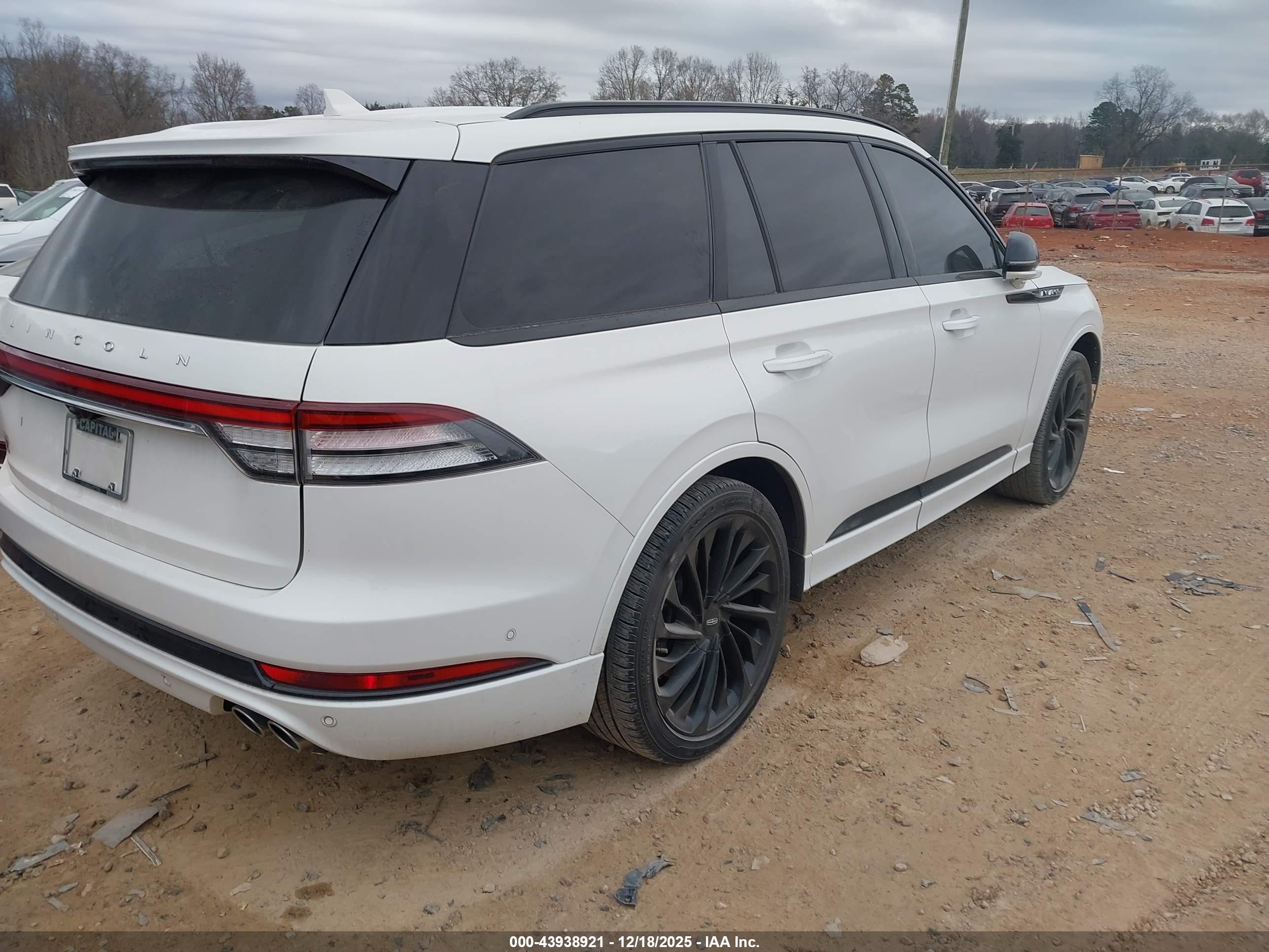 LINCOLN AVIATOR image 4