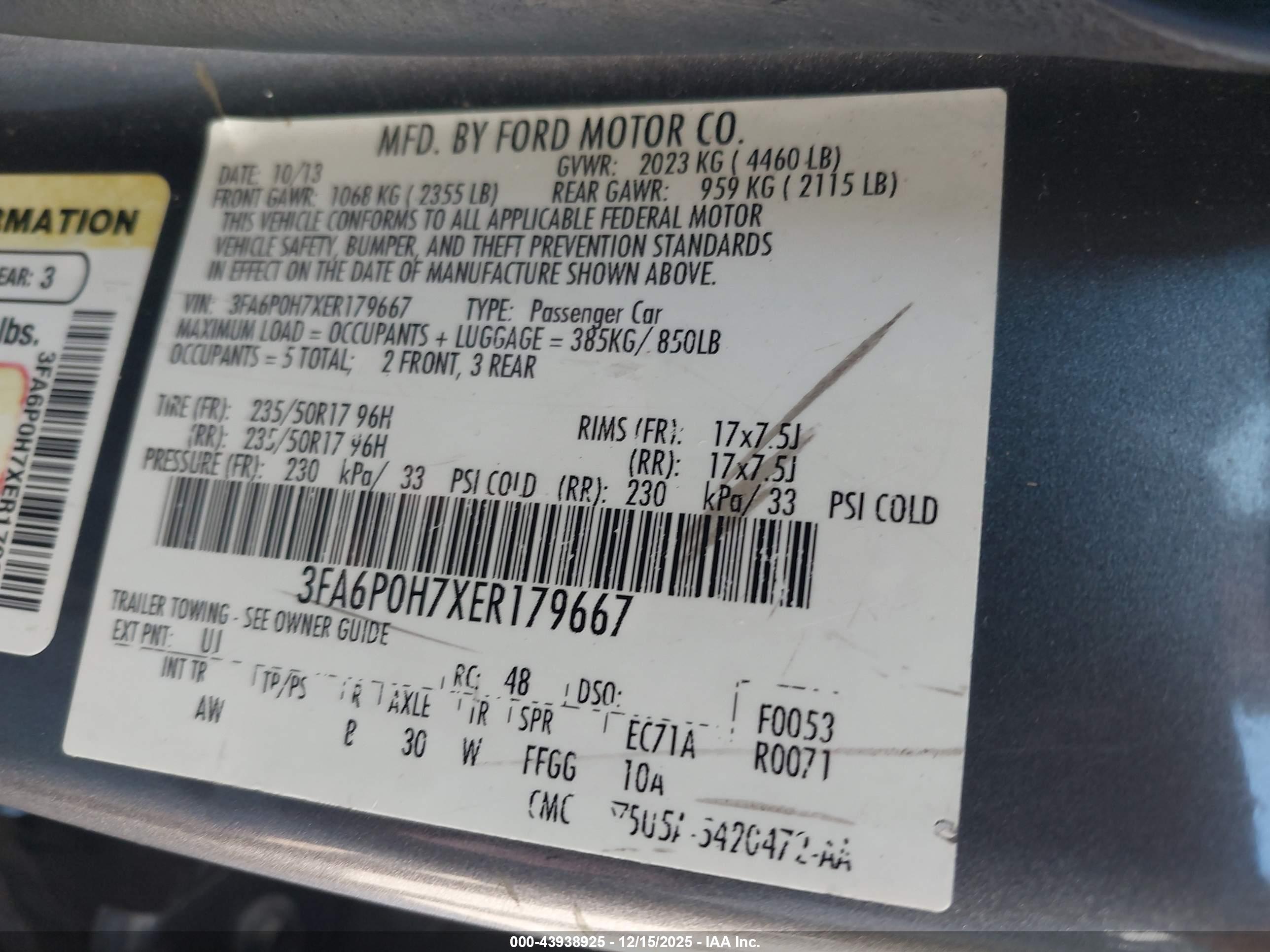 FORD FUSION image 9