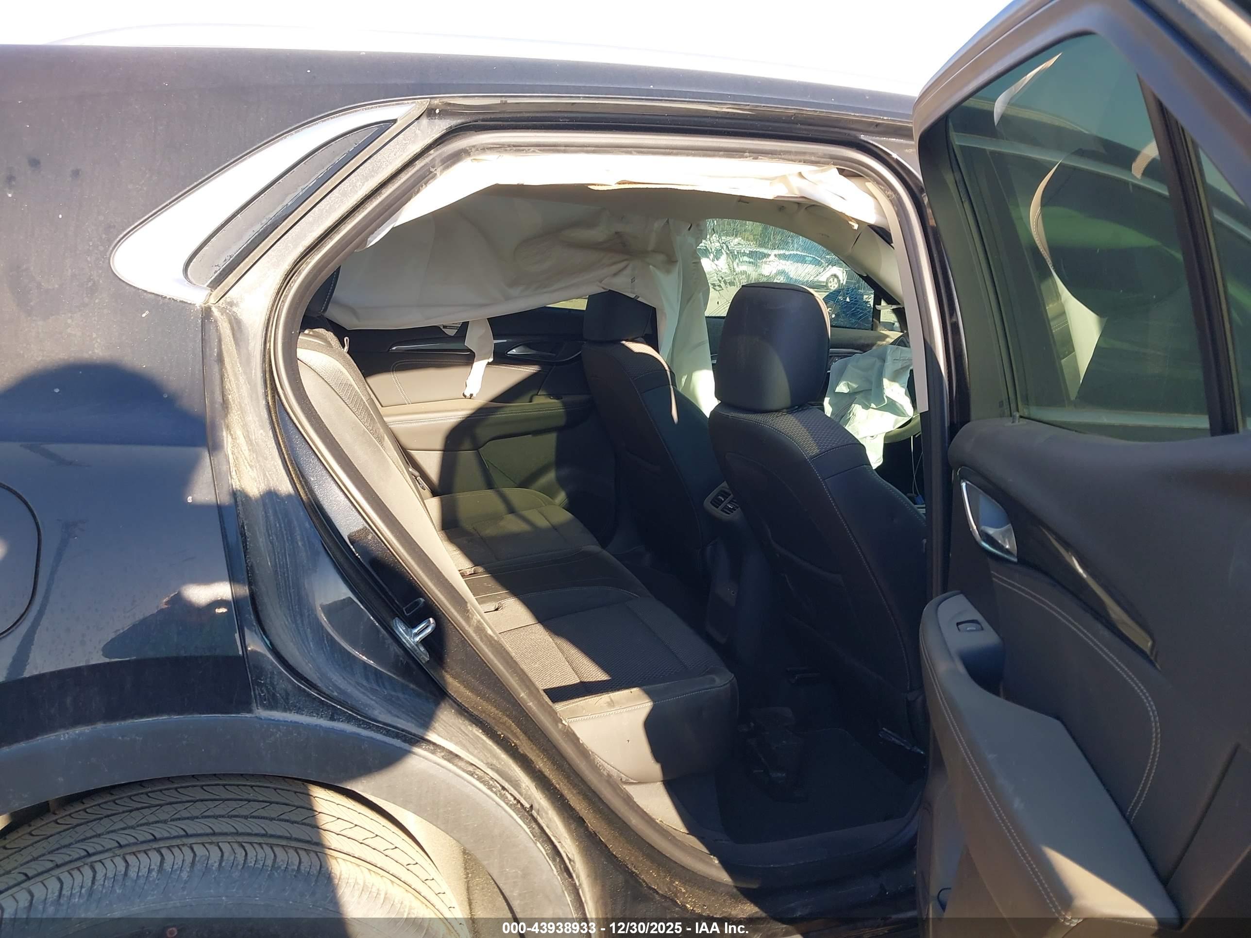 BUICK ENVISION image 8
