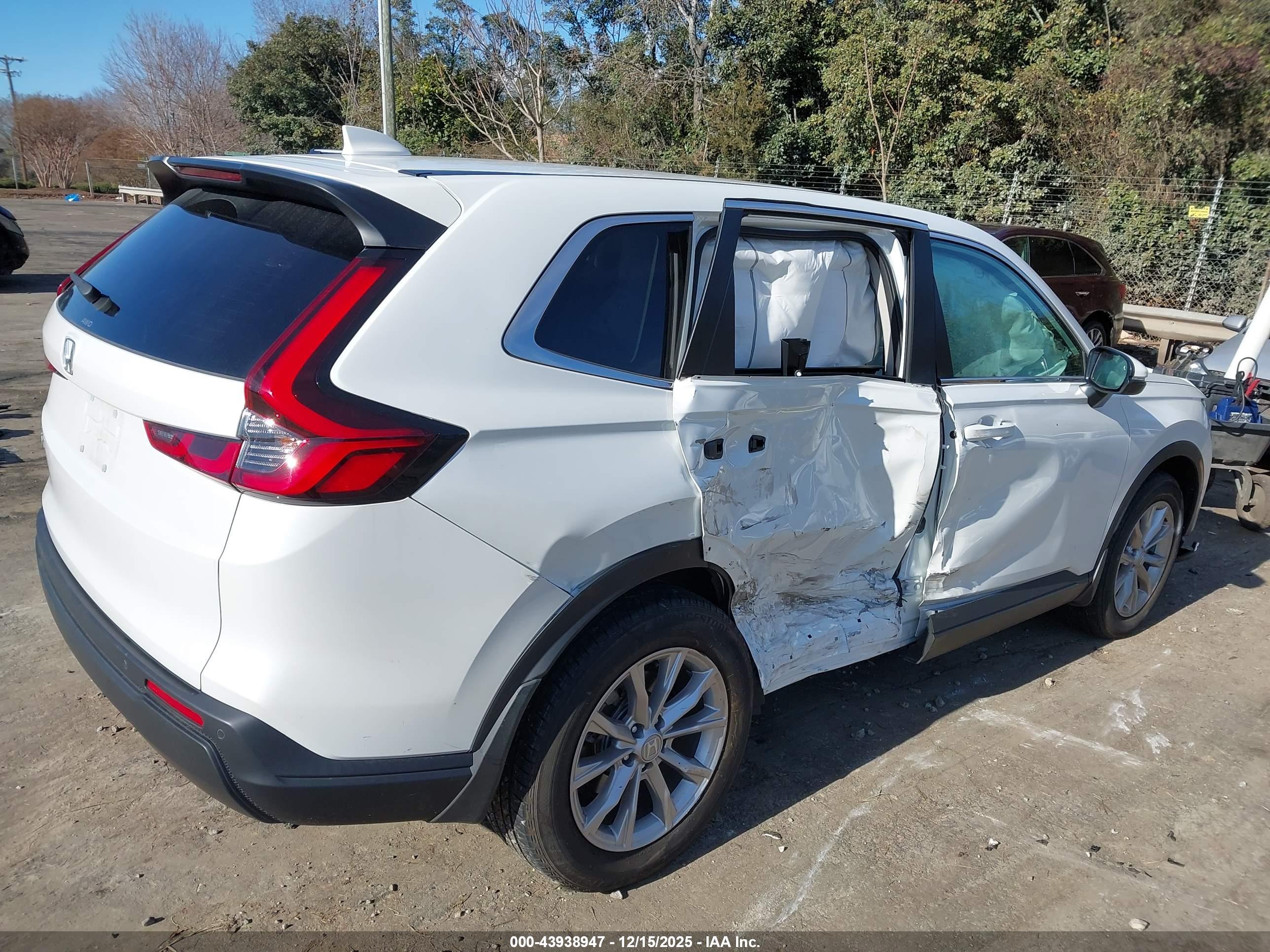 HONDA CR-V image 4
