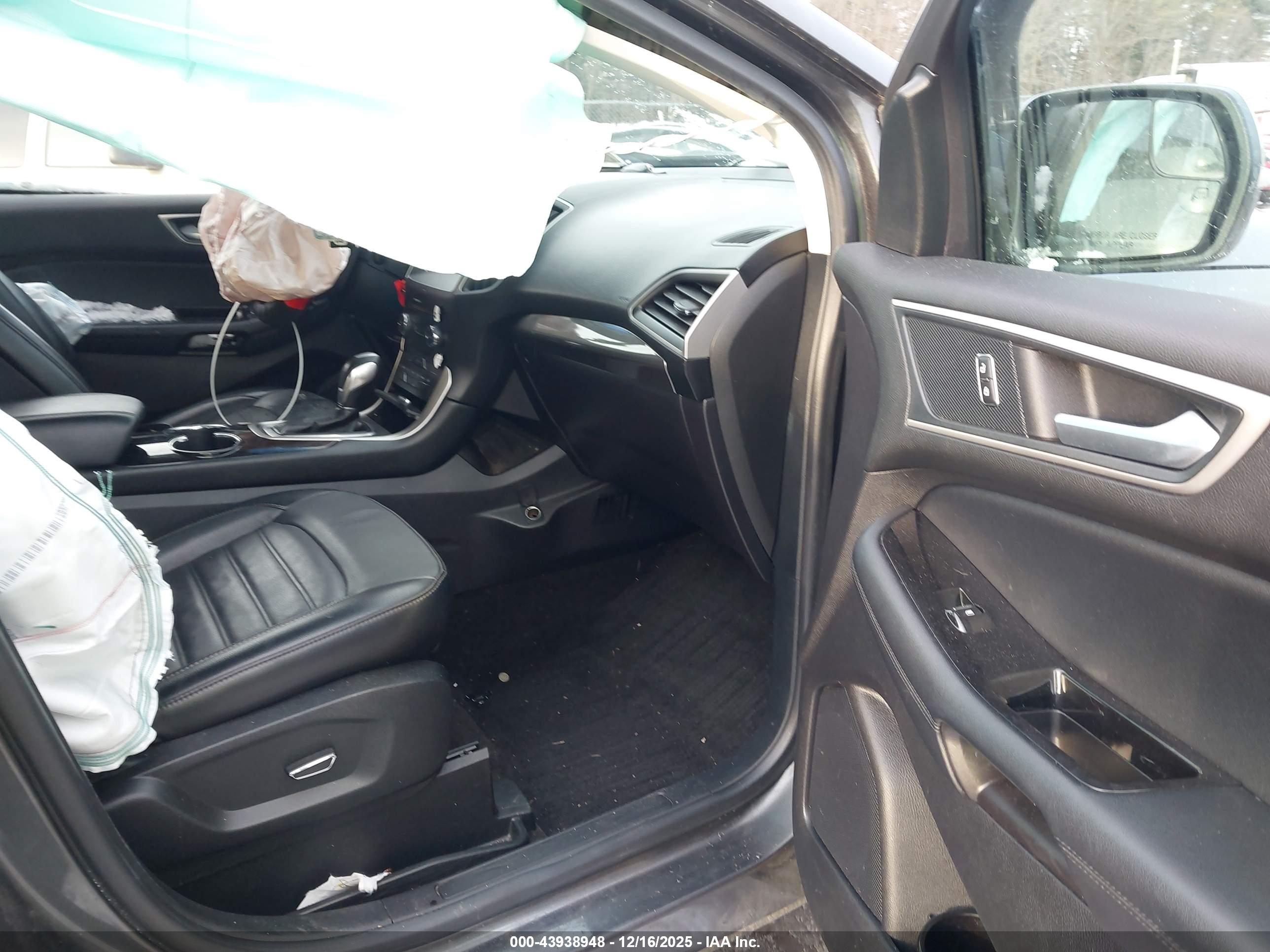 FORD EDGE image 5