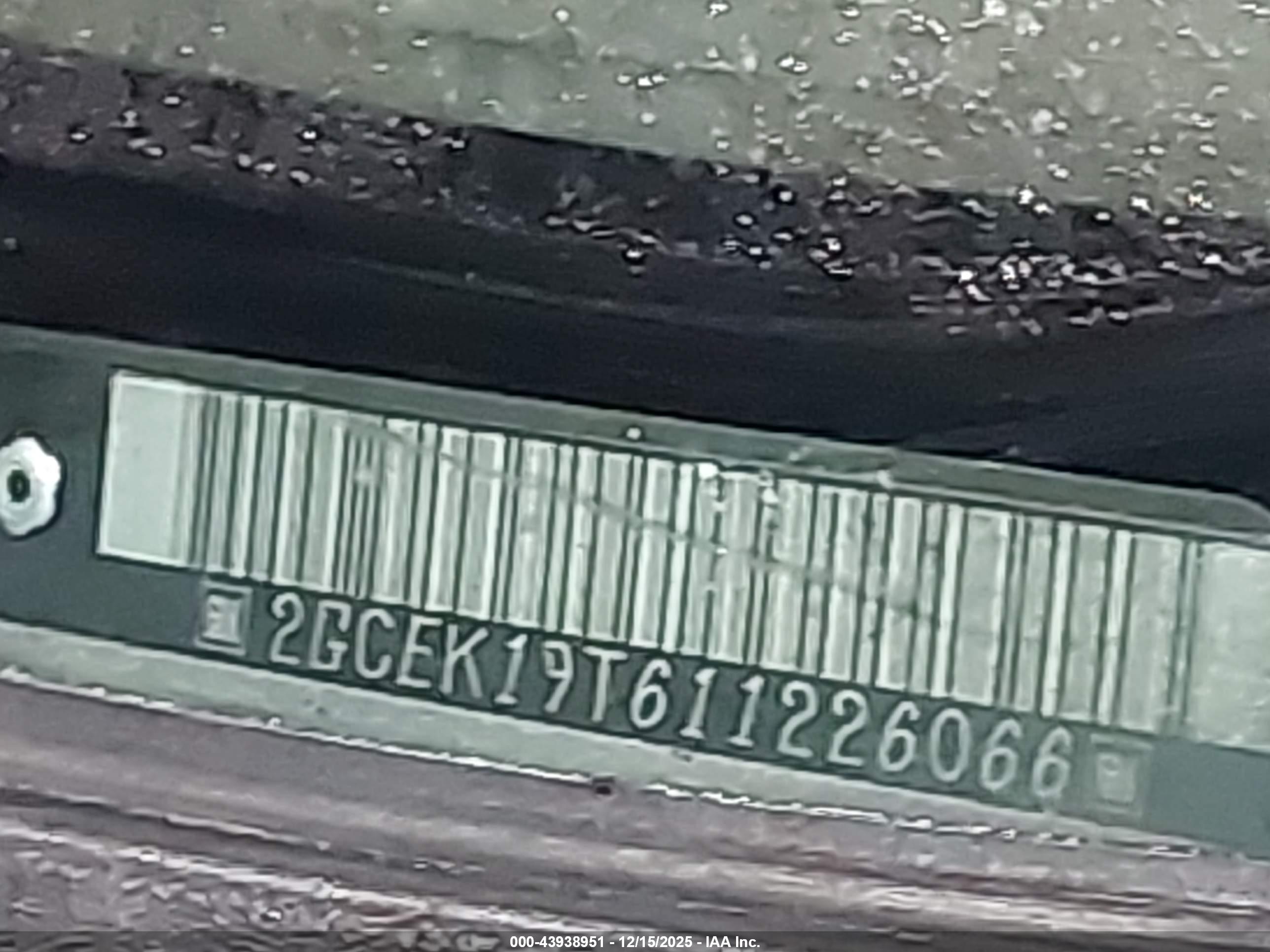CHEVROLET SILVERADO image 9