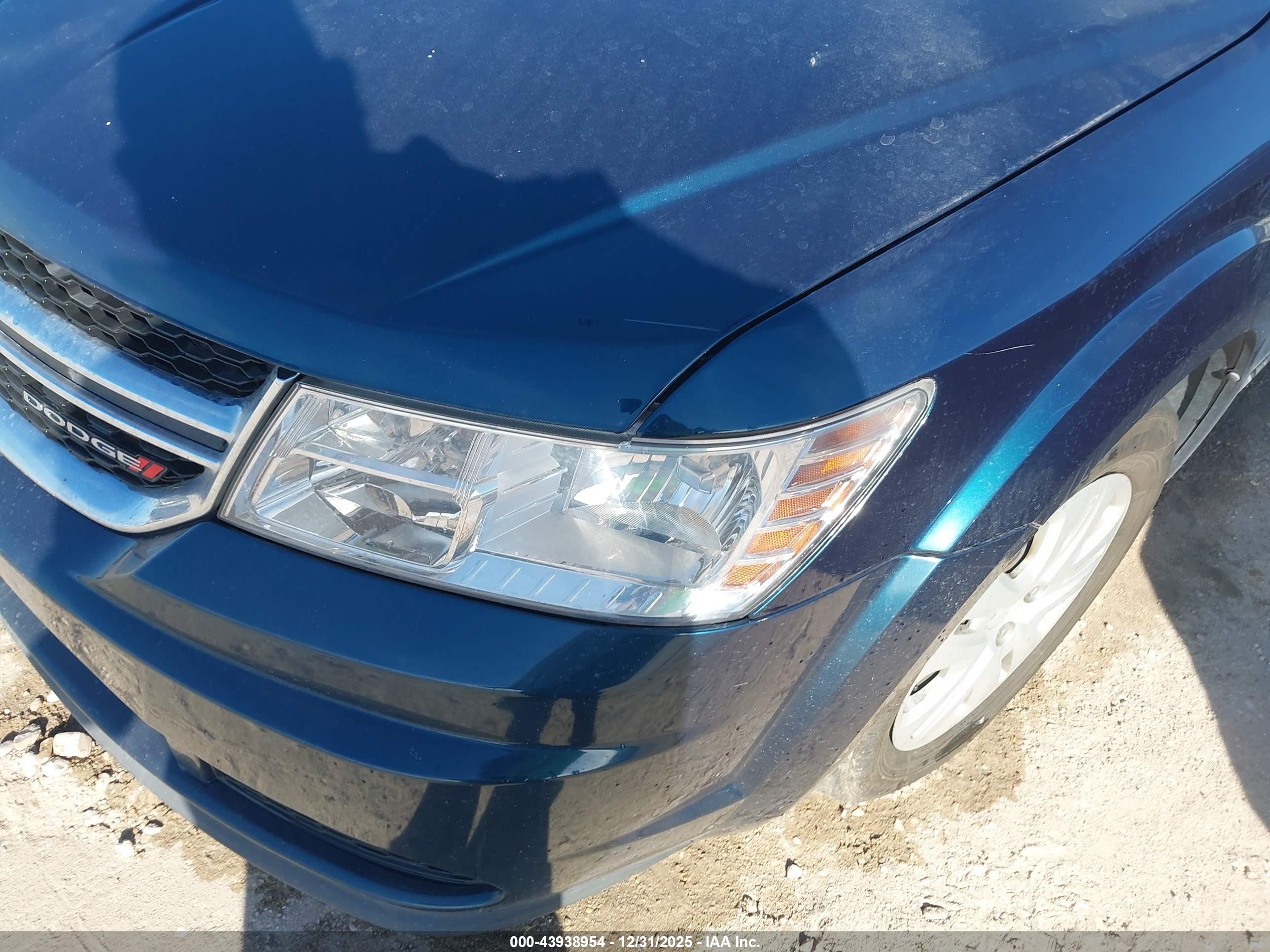 DODGE JOURNEY image 6