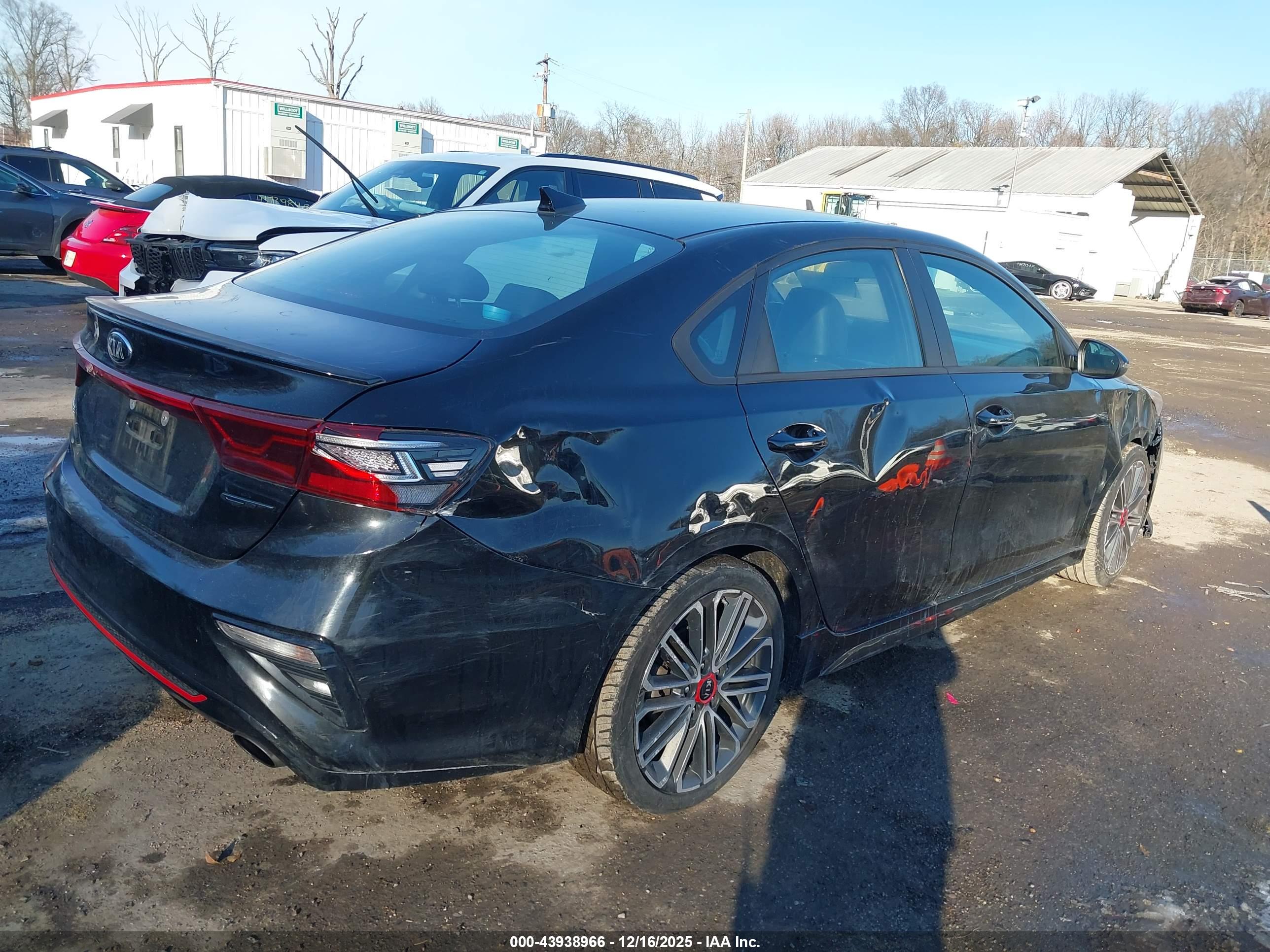 KIA FORTE image 4