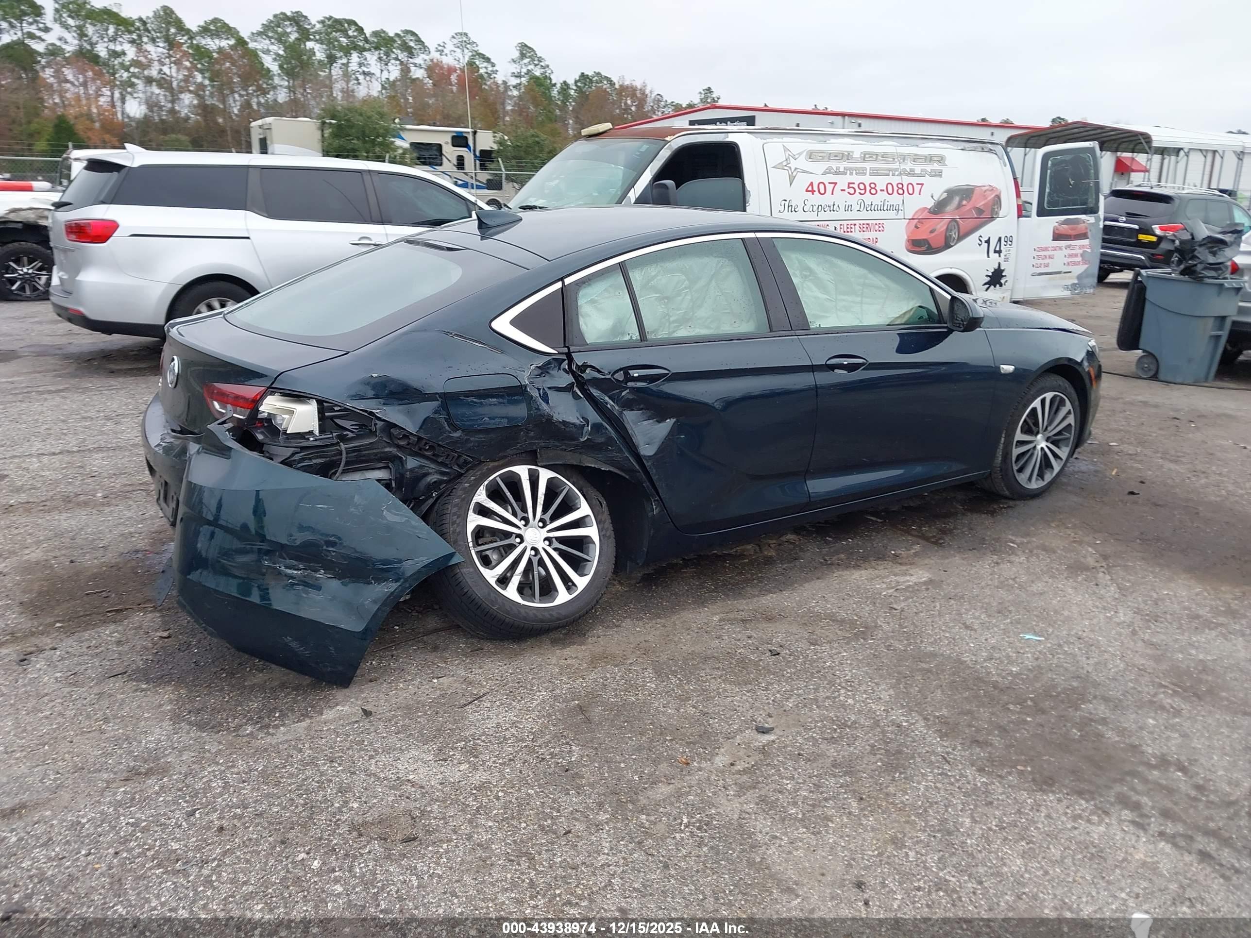 BUICK REGAL image 4