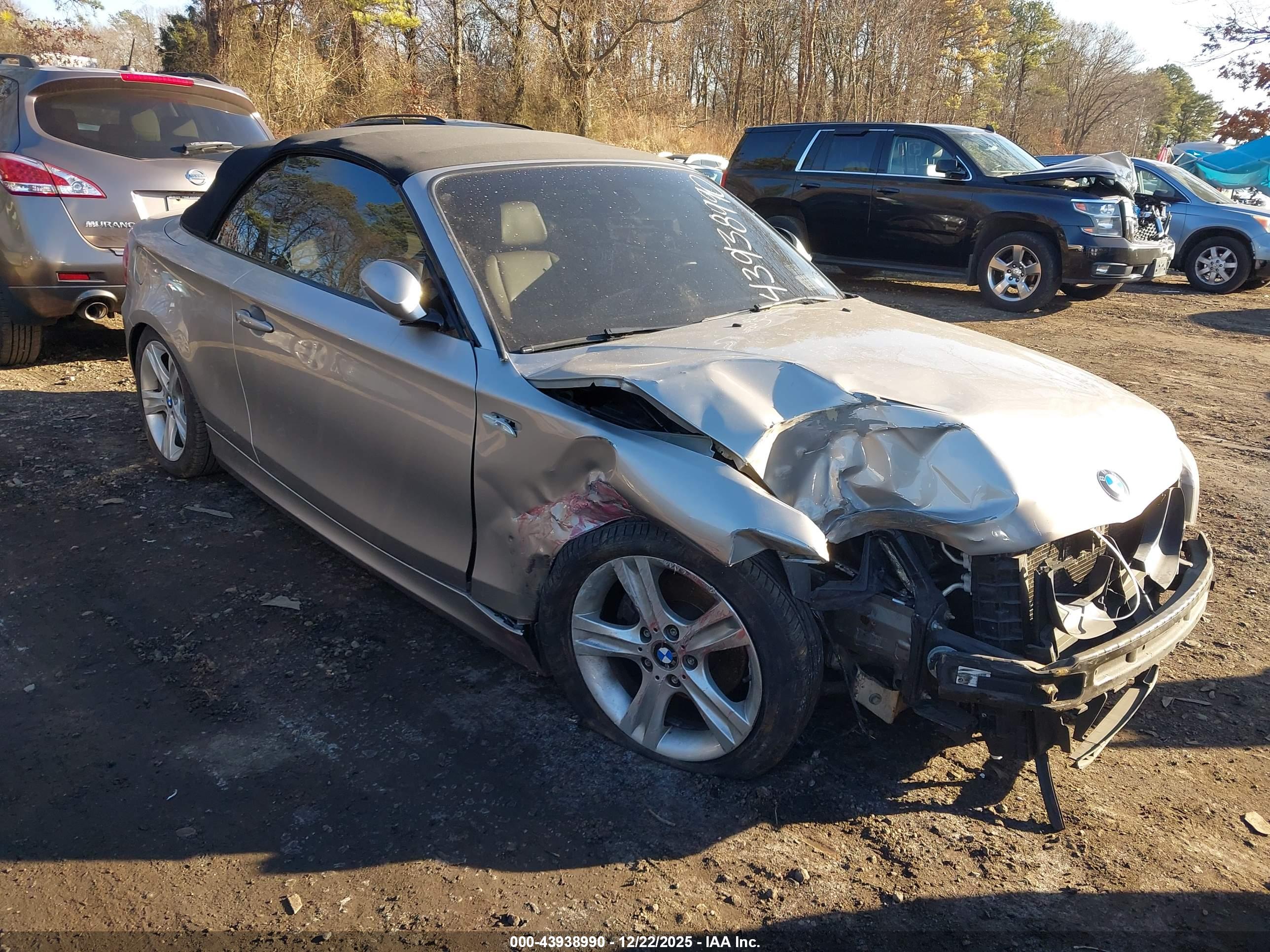 BMW 128I image 6