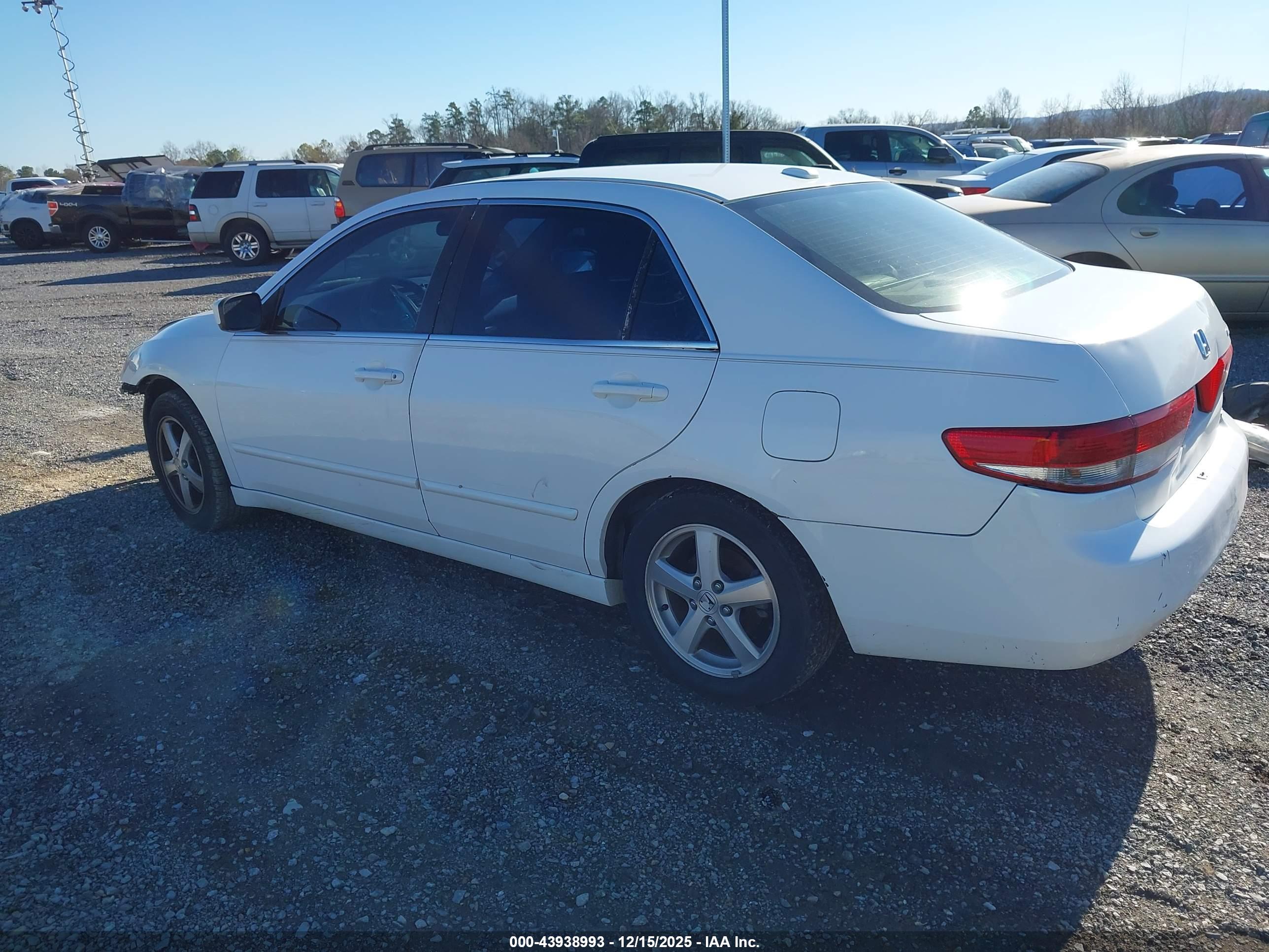 HONDA ACCORD image 3