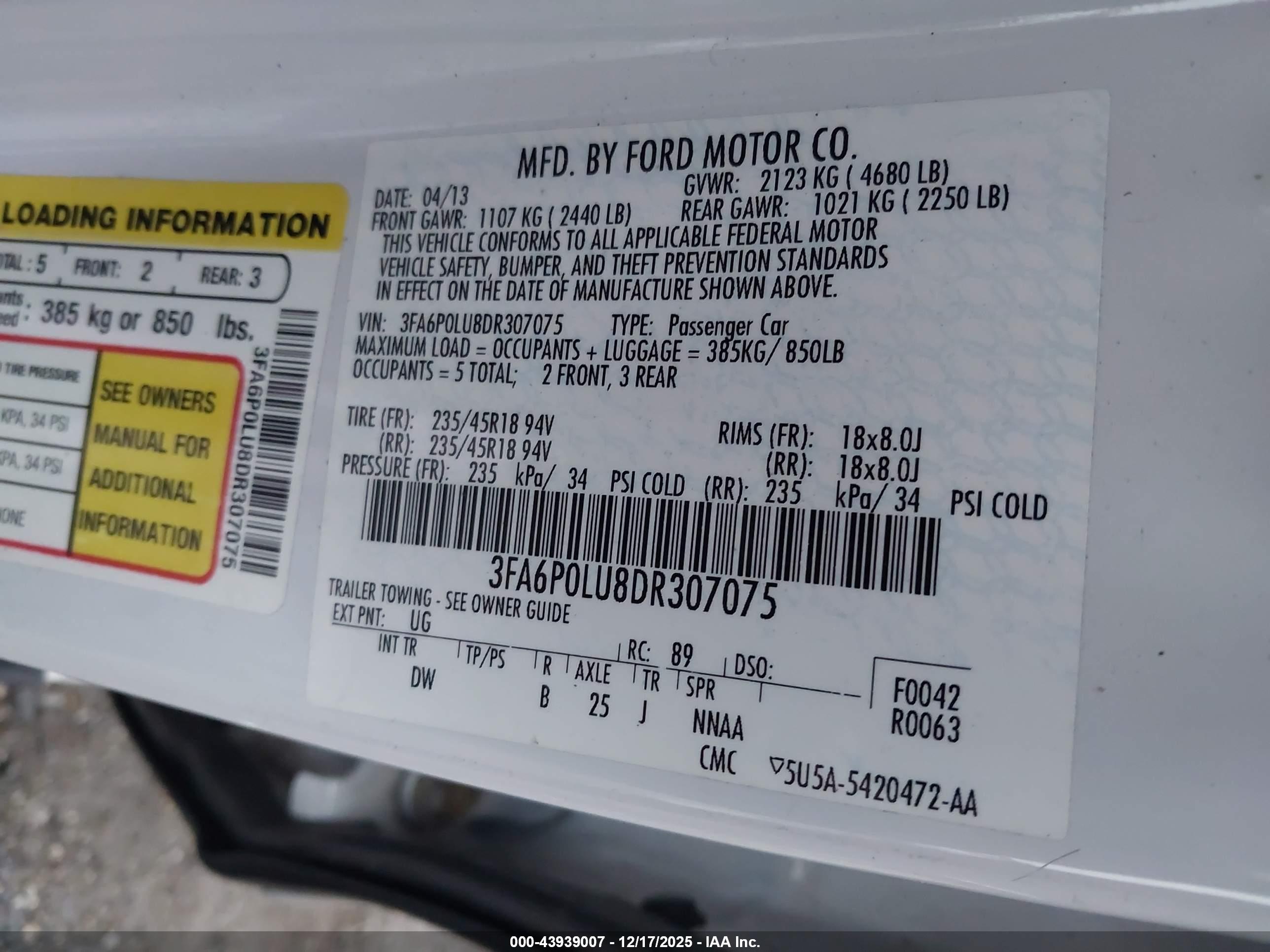 FORD FUSION image 9