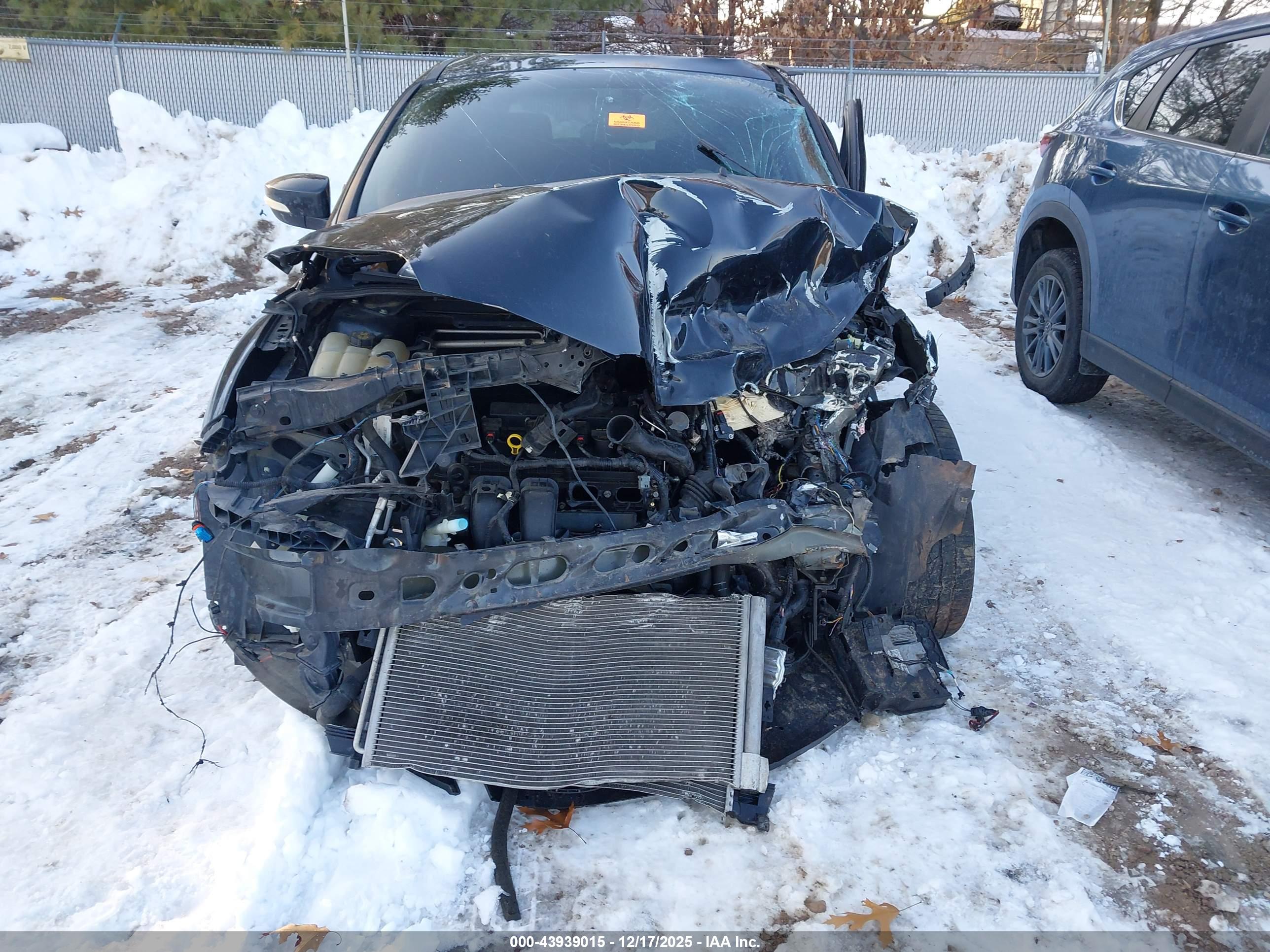 FORD FOCUS image 6