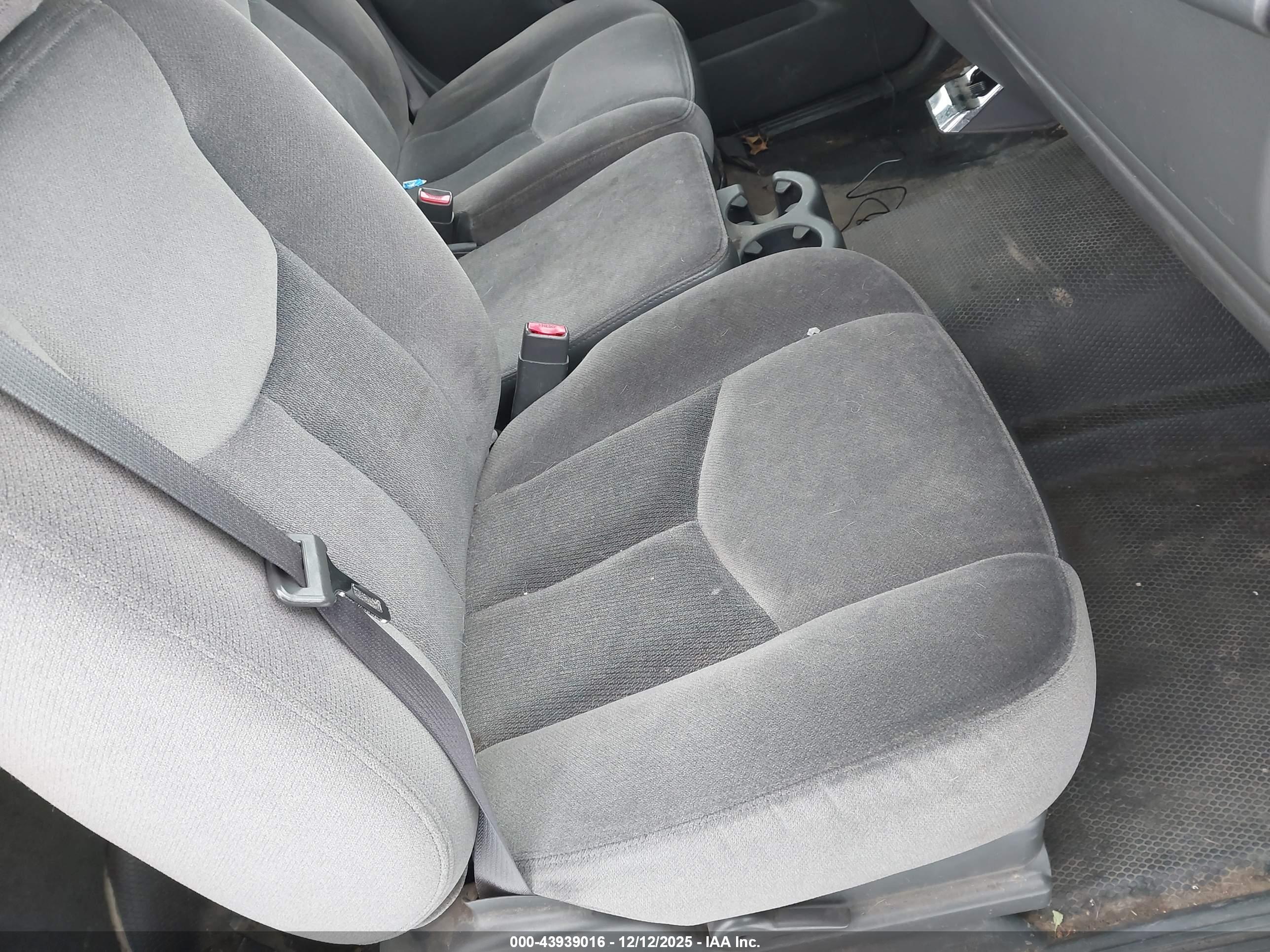 GMC SIERRA image 5